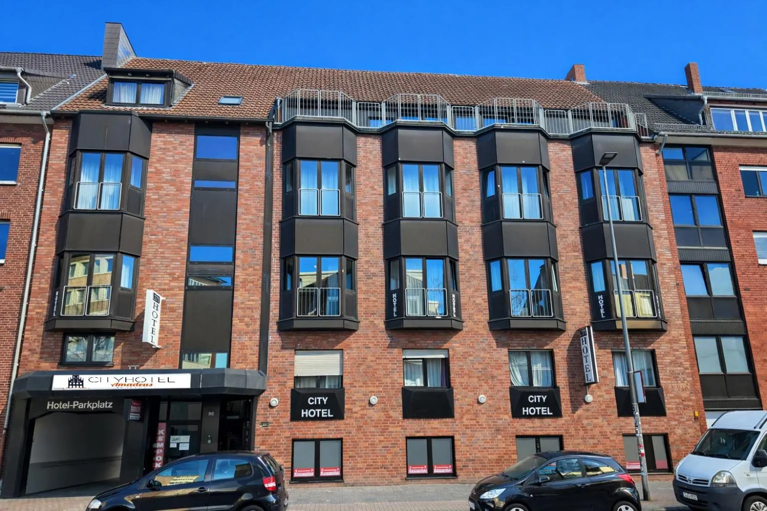 Property building in Cityhotel Amadeus - 3 Sterne Superior