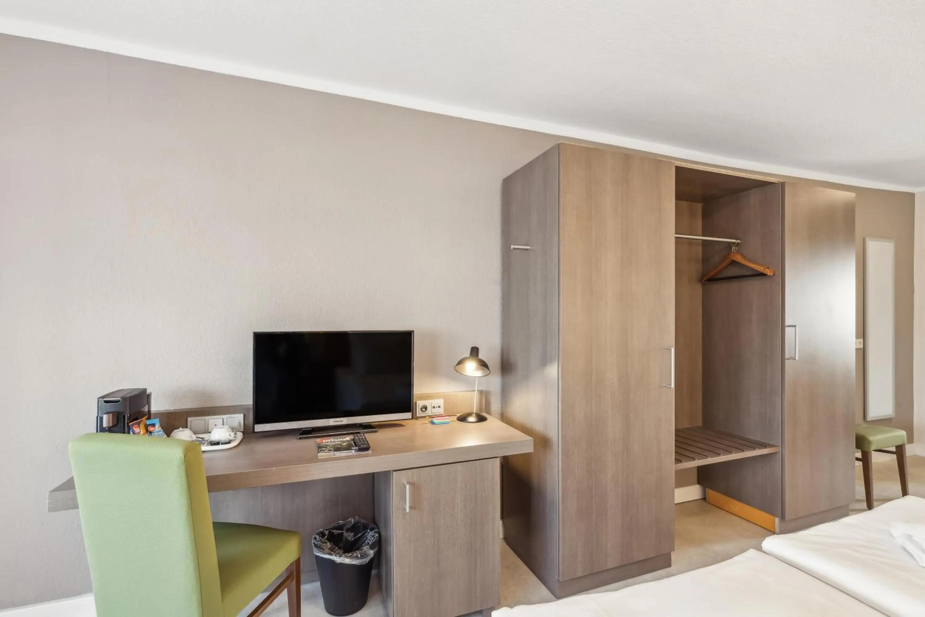 Bed in Cityhotel Amadeus