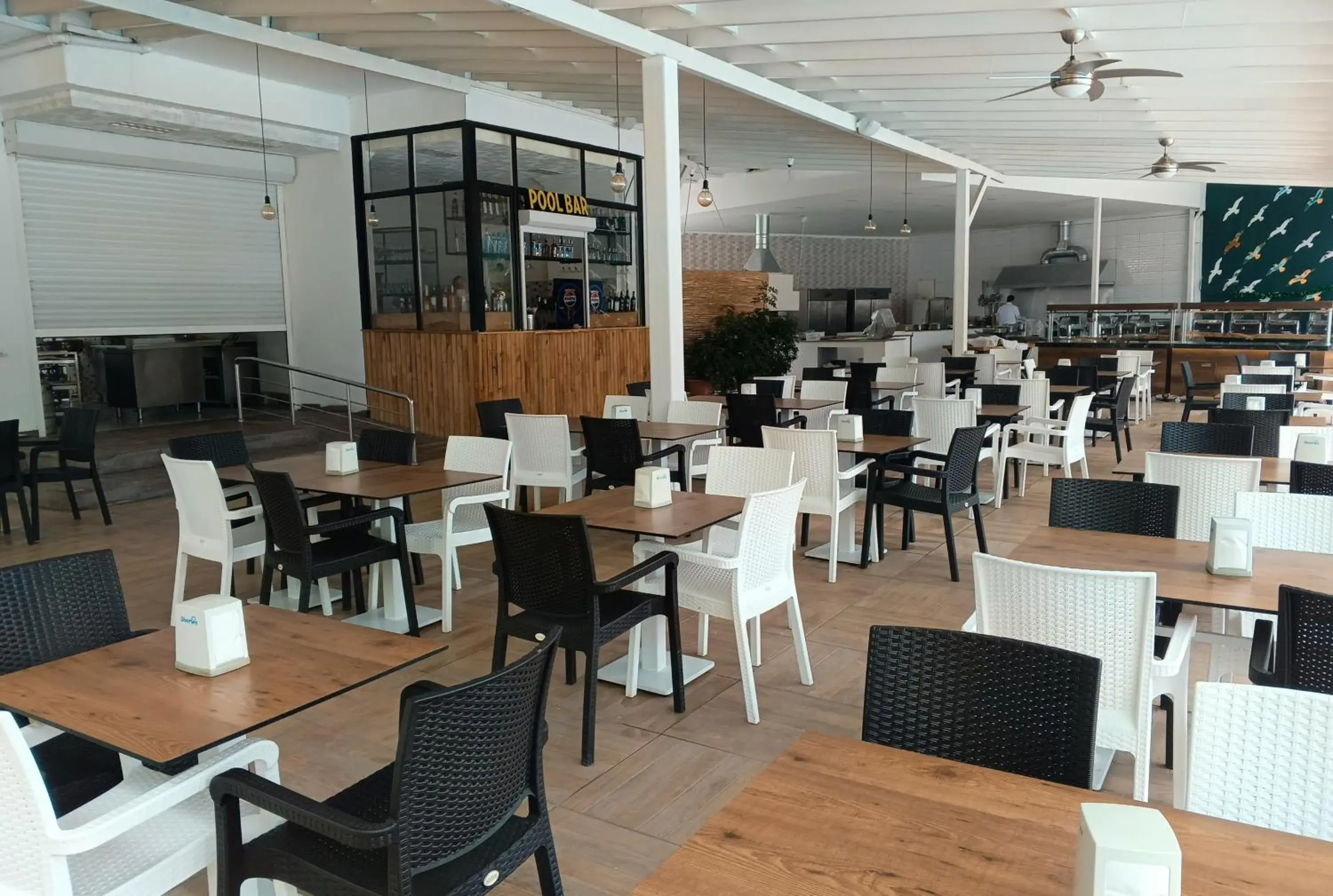 Restaurant/places to eat in UK Hotel Kiriş Restaurant/places to eat in UK Hotel Kiriş