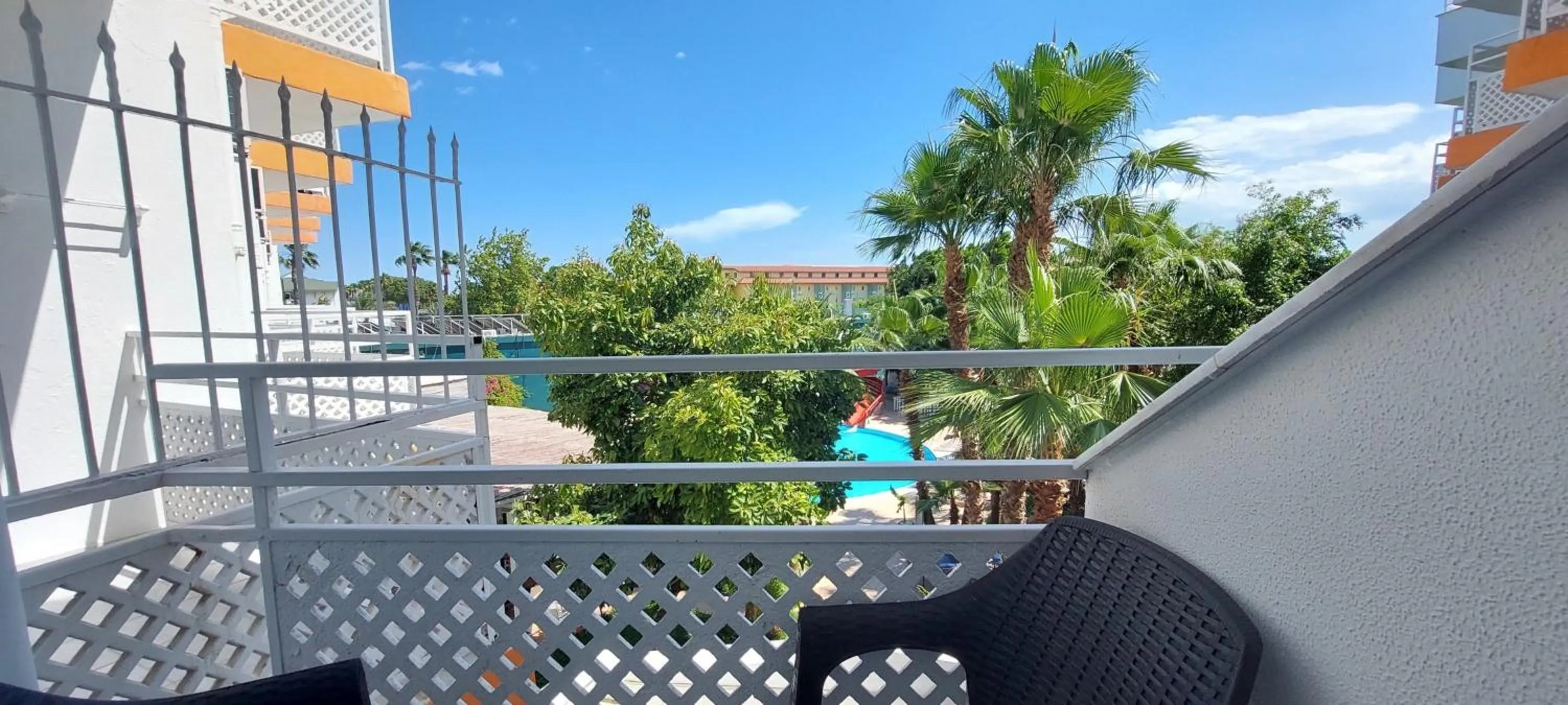 Day in UK Hotel Kiriş