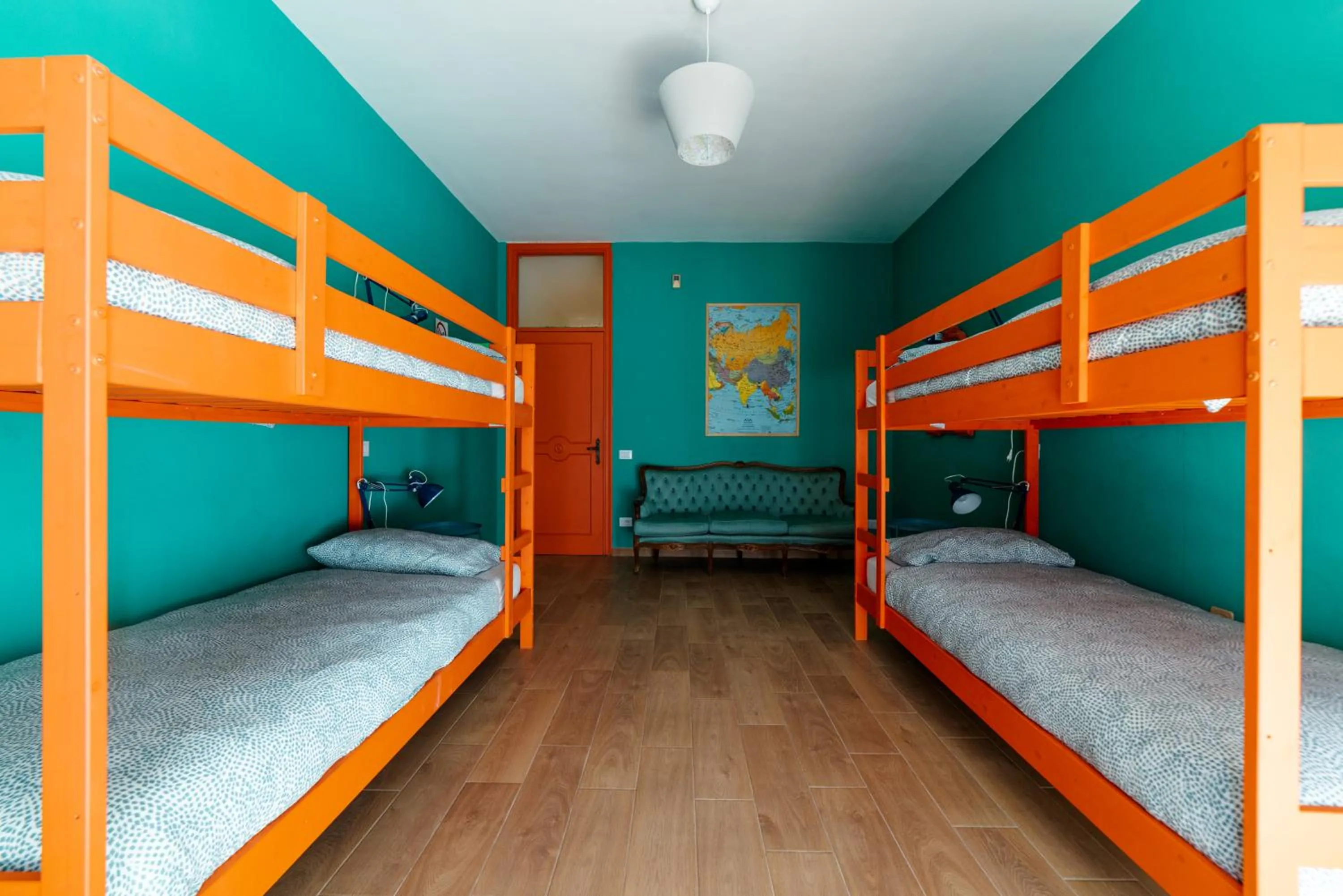 4-Bed Mixed Dormitory Room - single occupancy in Habari We Dorm