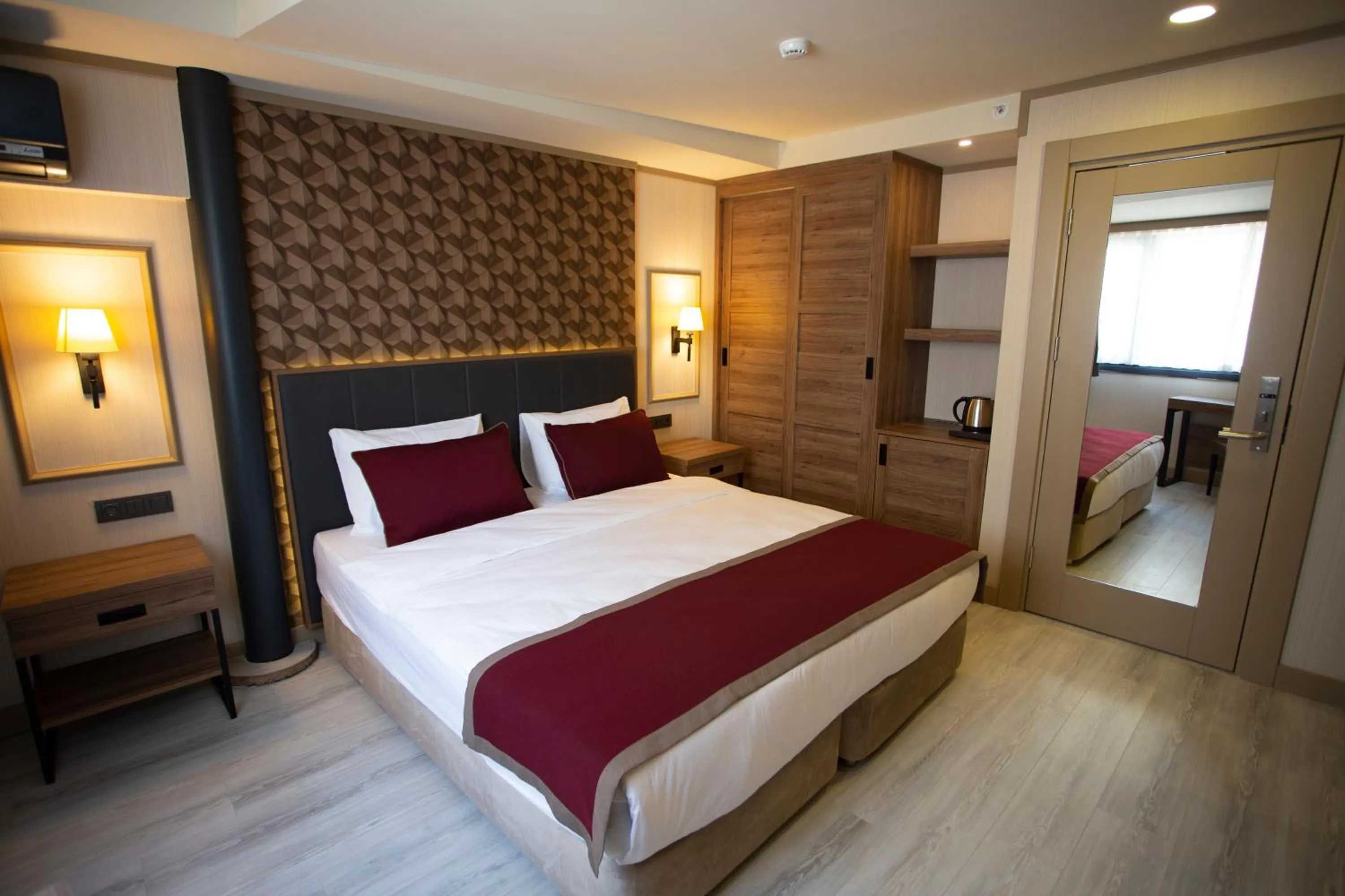 Bed in Beşiktaş Serenity Hotel