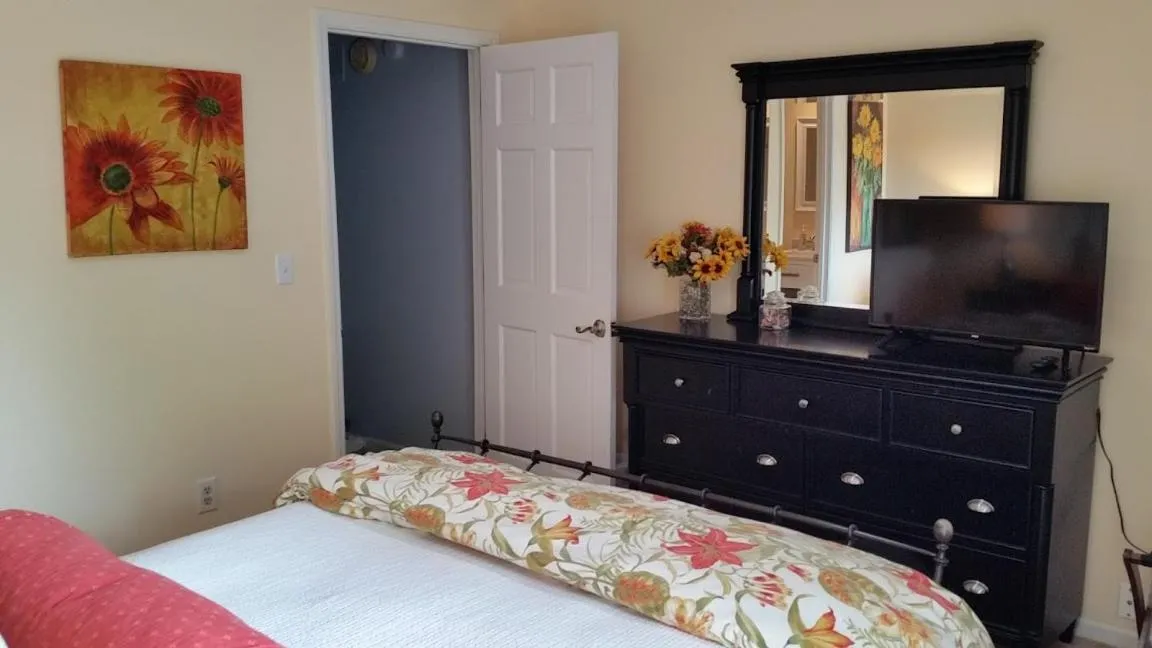 Bed in Elegant 3 BR 3 BA Wild Dunes Gated Resort Villa with 2 Golf Courses, Beach and Pool
