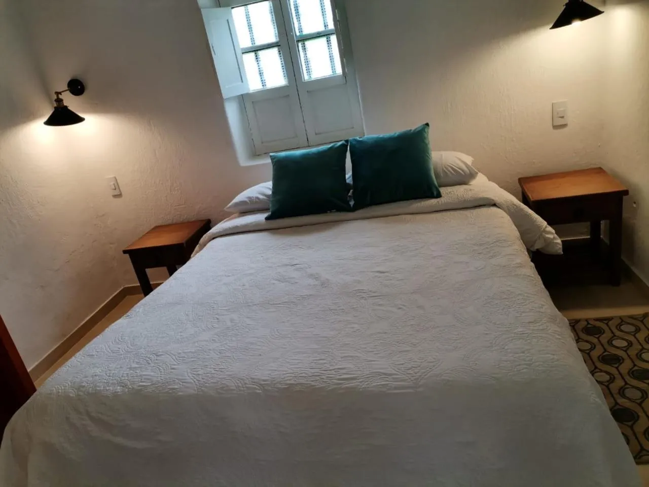 Street view, Bed in Hospedaje Casa Santa Isabel