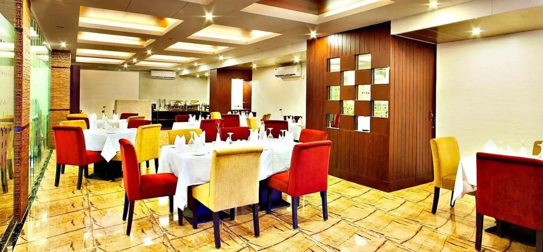 Restaurant/places to eat in West Park Inn Restaurant/places to eat in West Park Inn