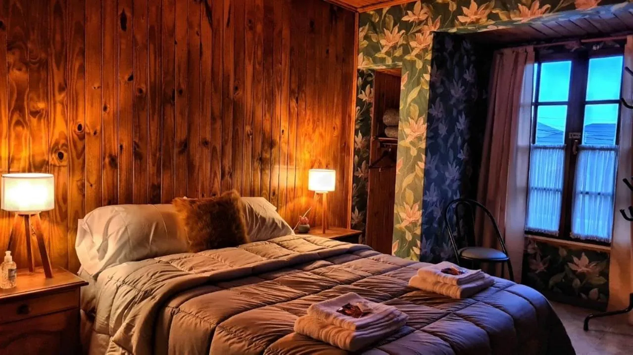 Bedroom, Bed in Hotel Lago del Desierto