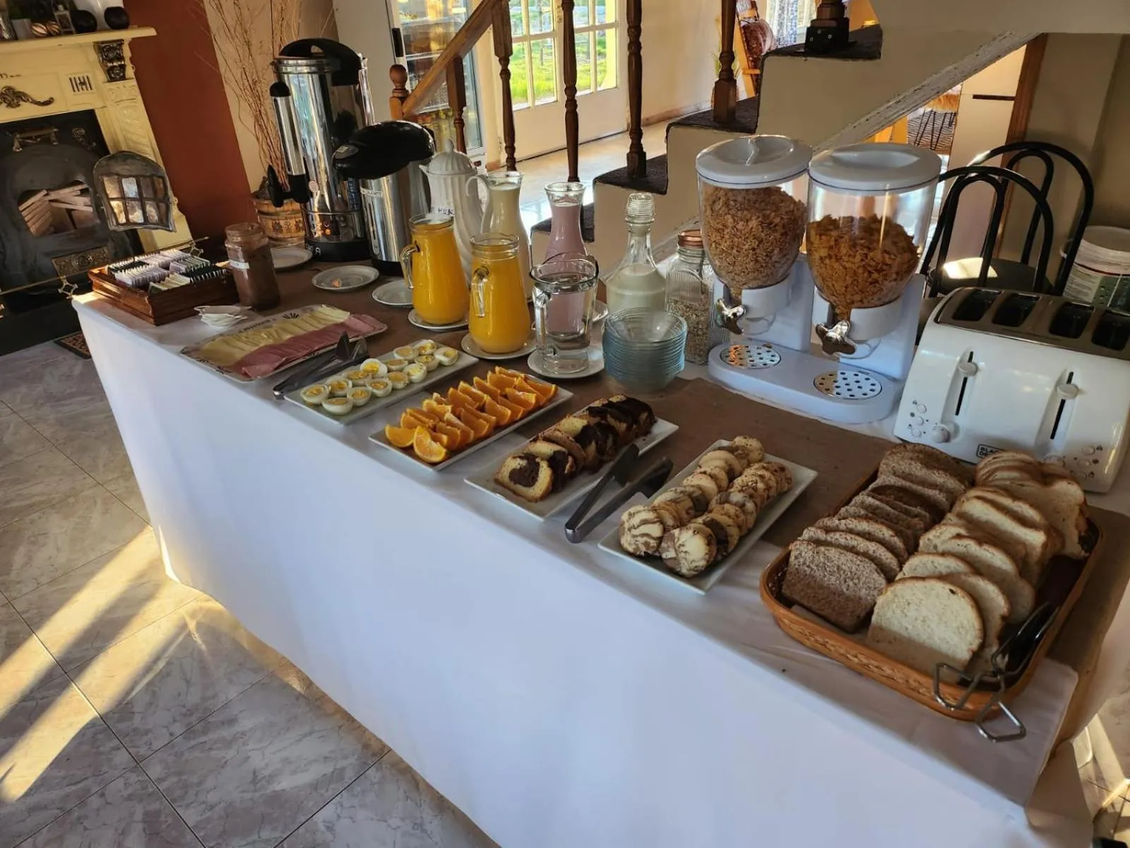 Continental breakfast in Hotel Lago del Desierto