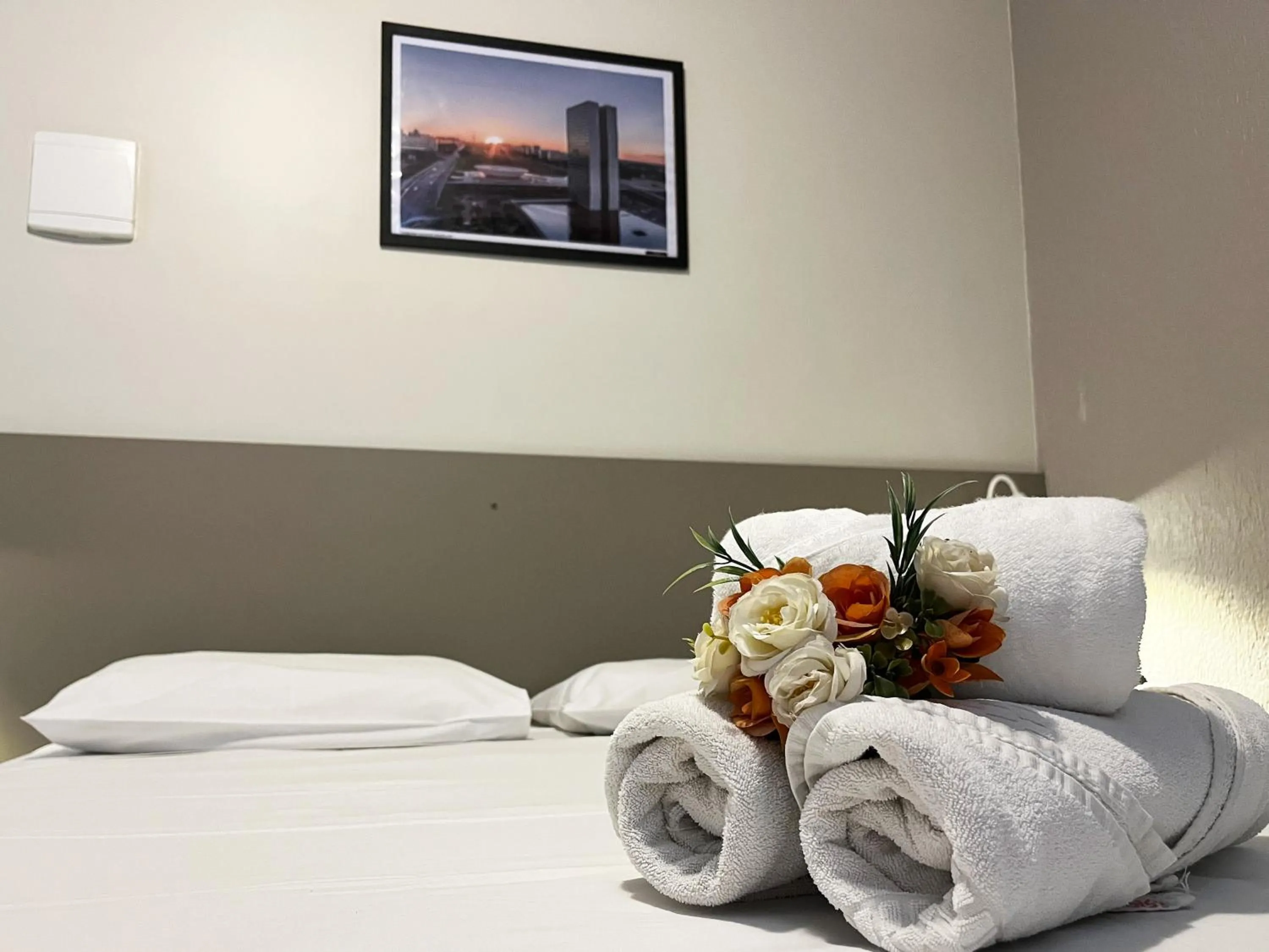 Bed in Hotel Montana Aeroporto by Bsb Inn