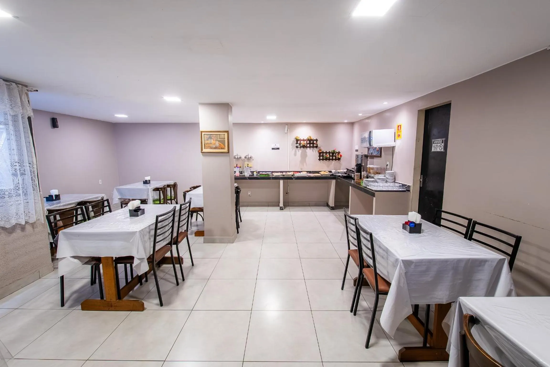 Restaurant/places to eat in Hotel Montana Aeroporto by Bsb Inn