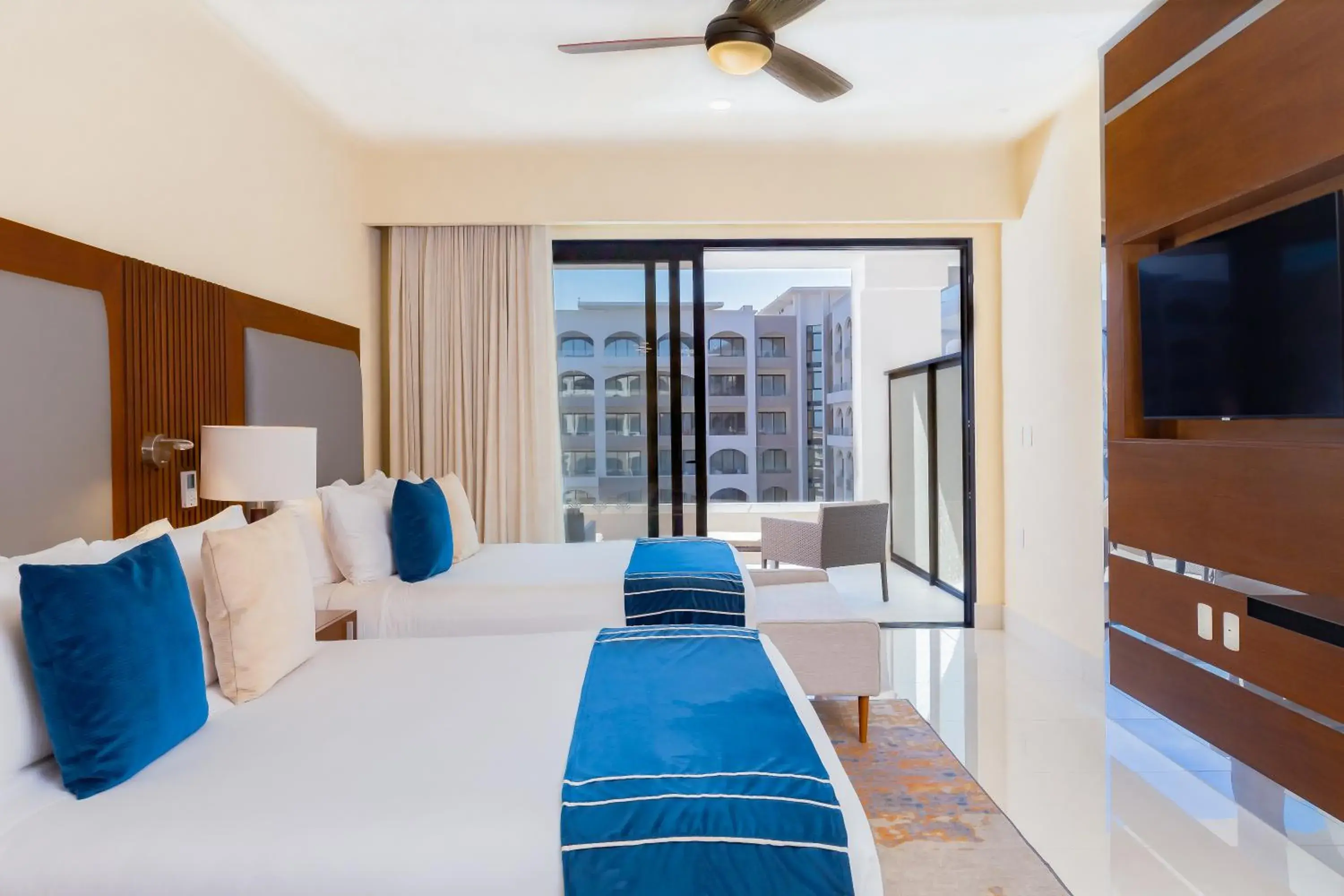 Bed in Villa La Valencia Beach Resort & Spa Los Cabos Bed in Villa La Valencia Beach Resort & Spa Los Cabos