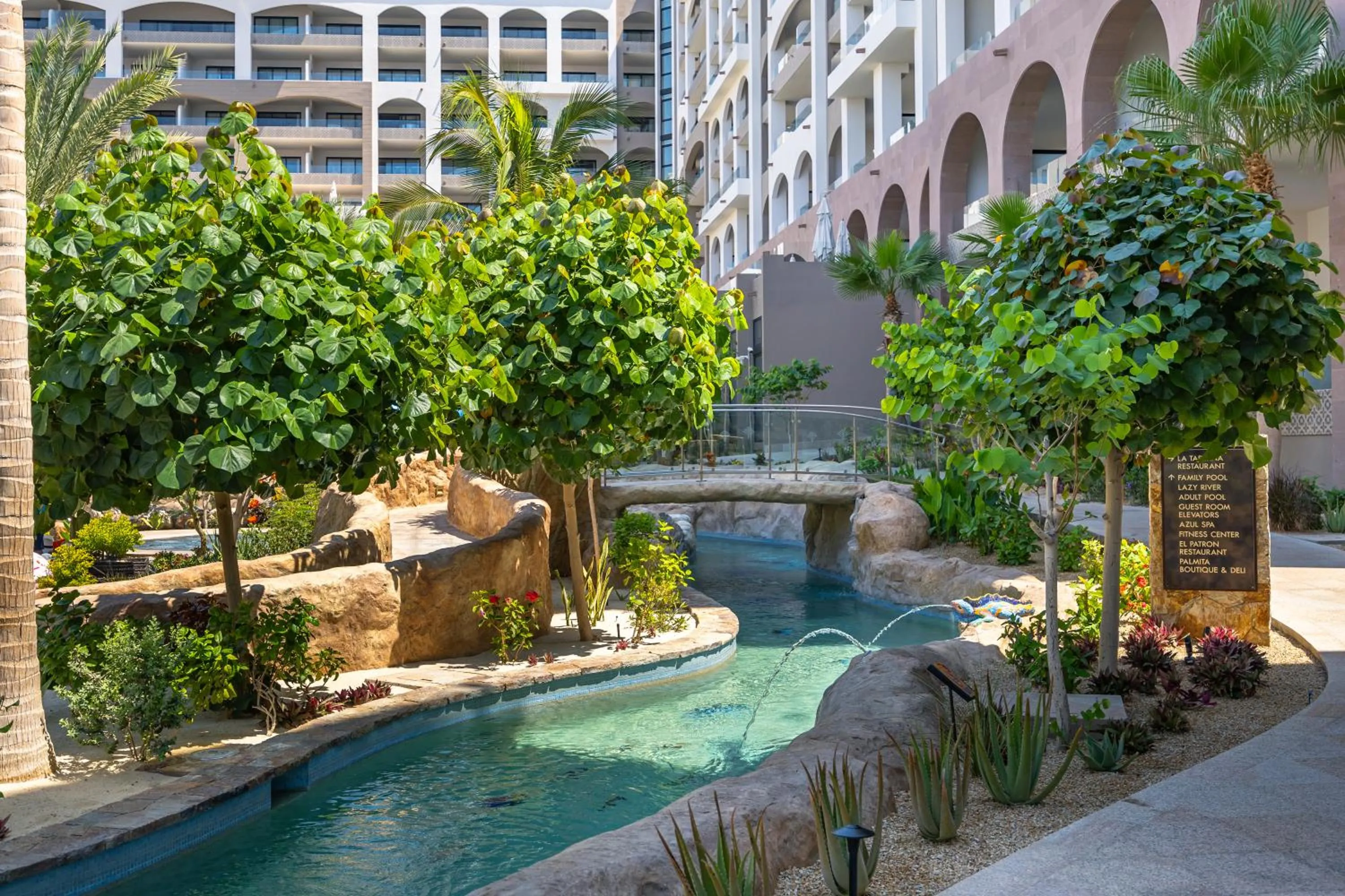 Swimming pool in Villa La Valencia Beach Resort & Spa Los Cabos