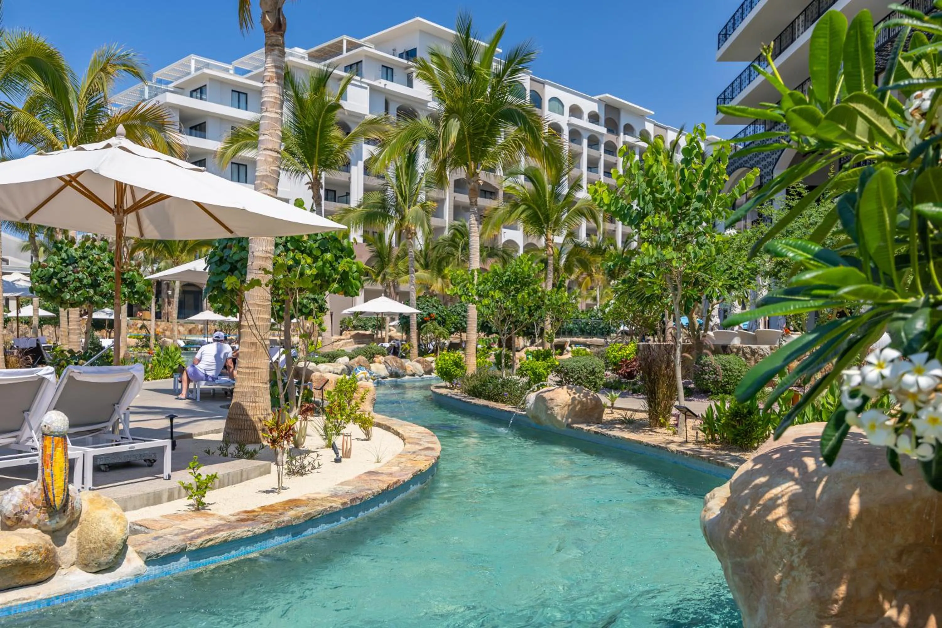 Swimming pool in Villa La Valencia Beach Resort & Spa Los Cabos