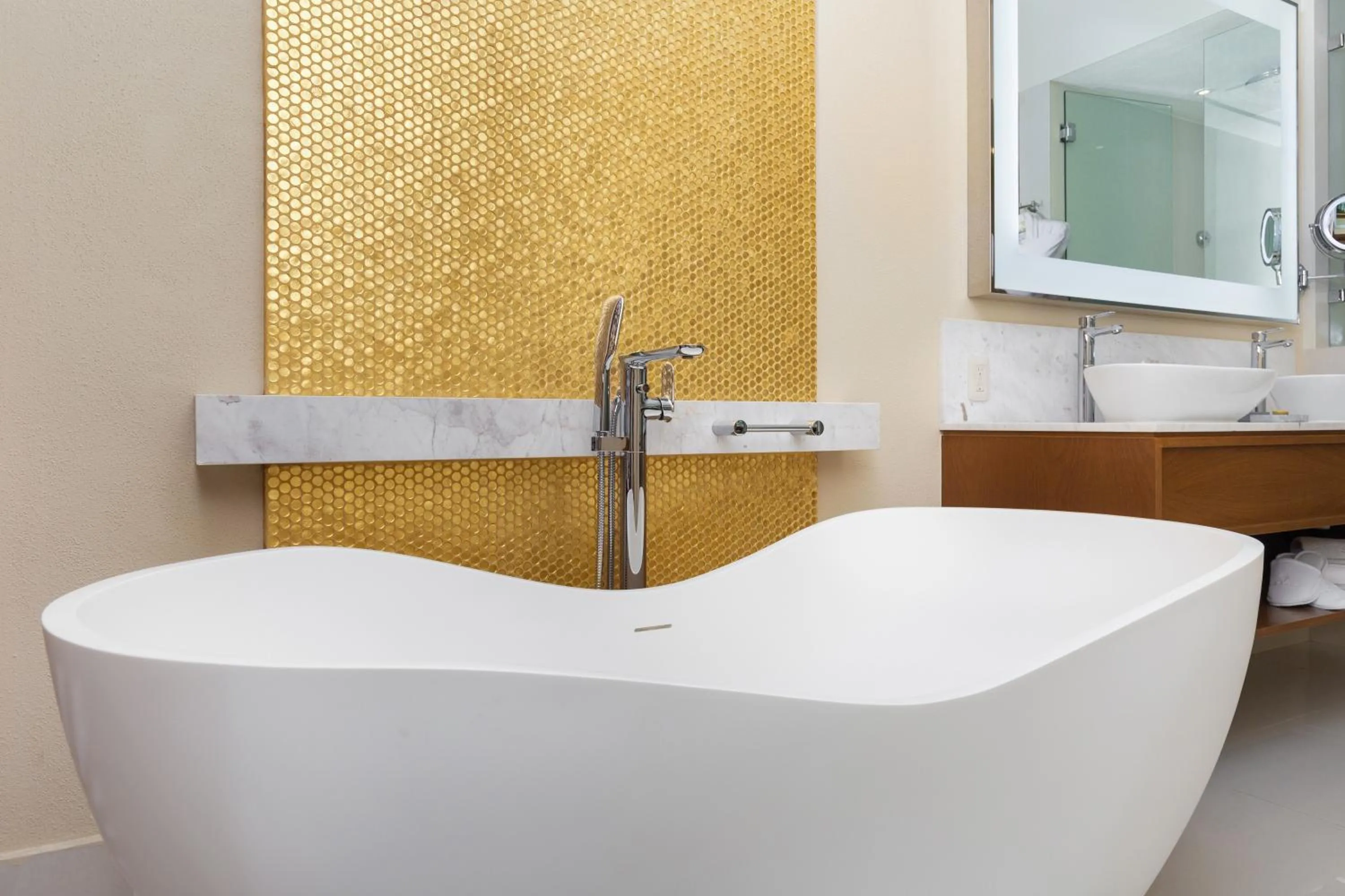 Hot Tub in Villa La Valencia Beach Resort & Spa Los Cabos