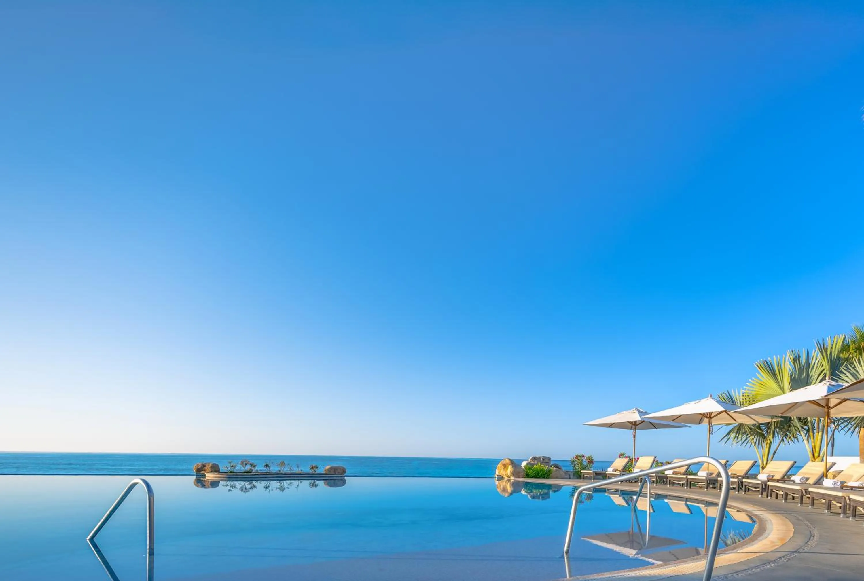 Property building in Villa La Valencia Beach Resort & Spa Los Cabos