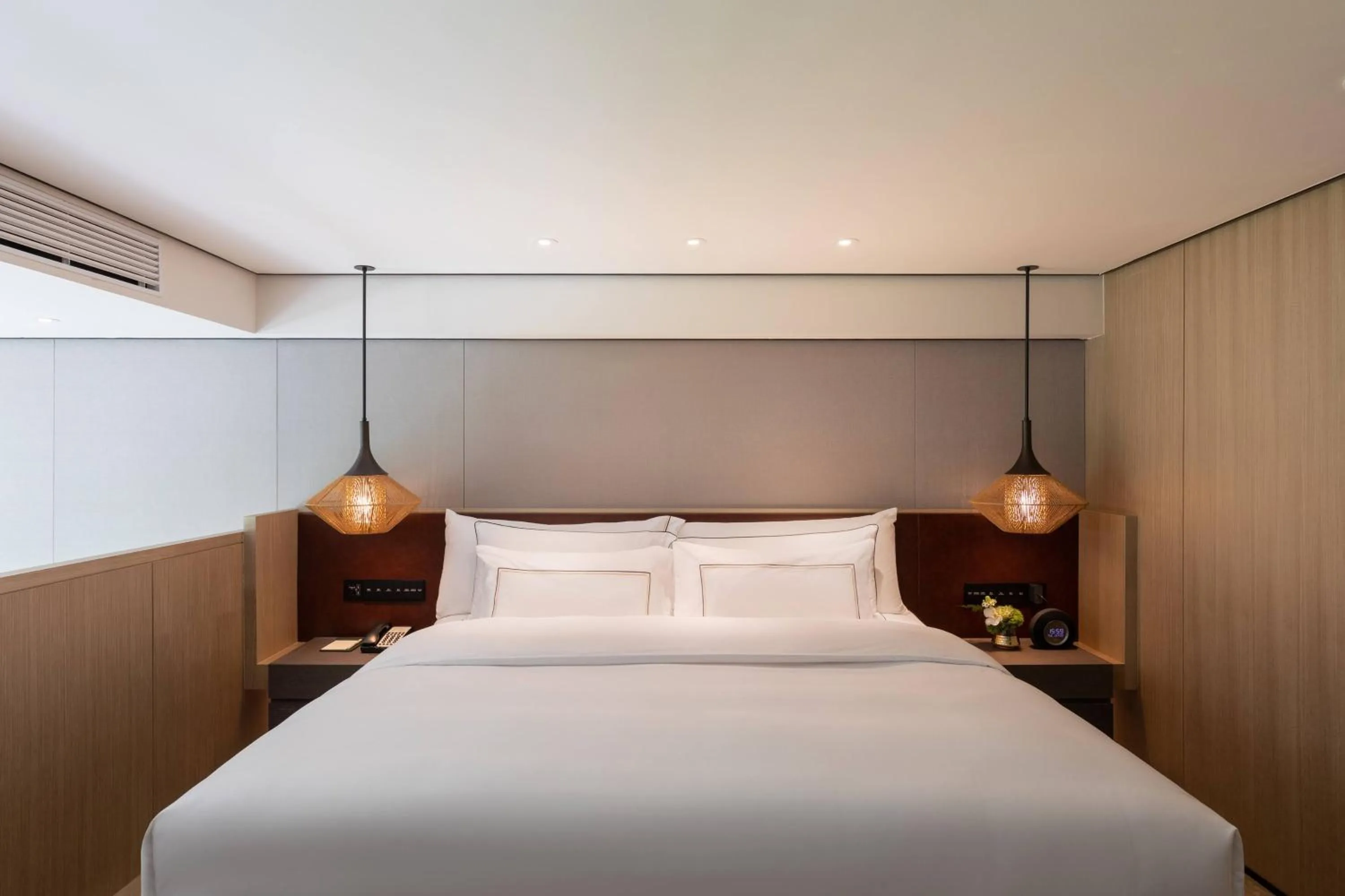Bed in Melia Chongqing