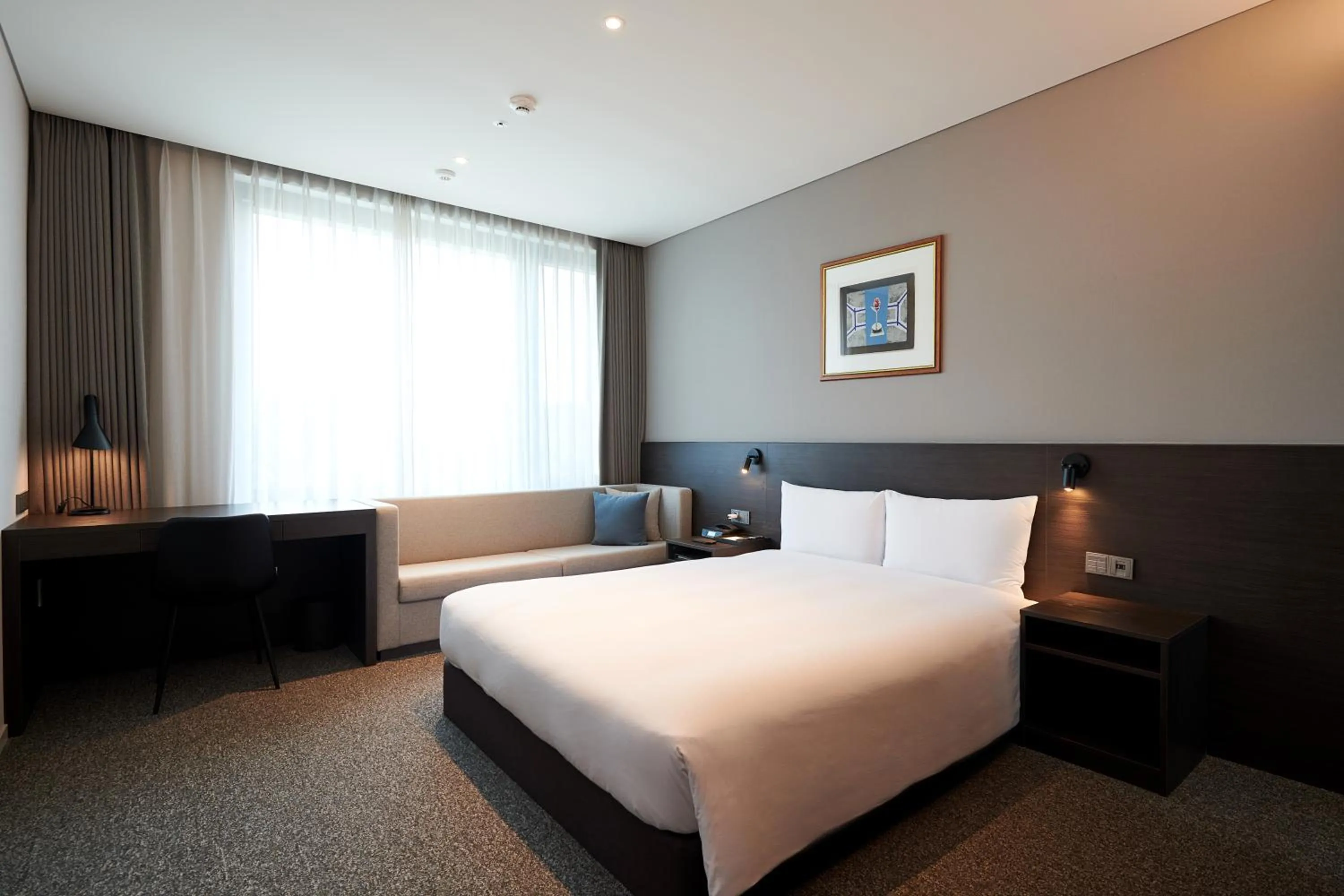 Bed in Nine Tree by Parnas Seoul Pangyo