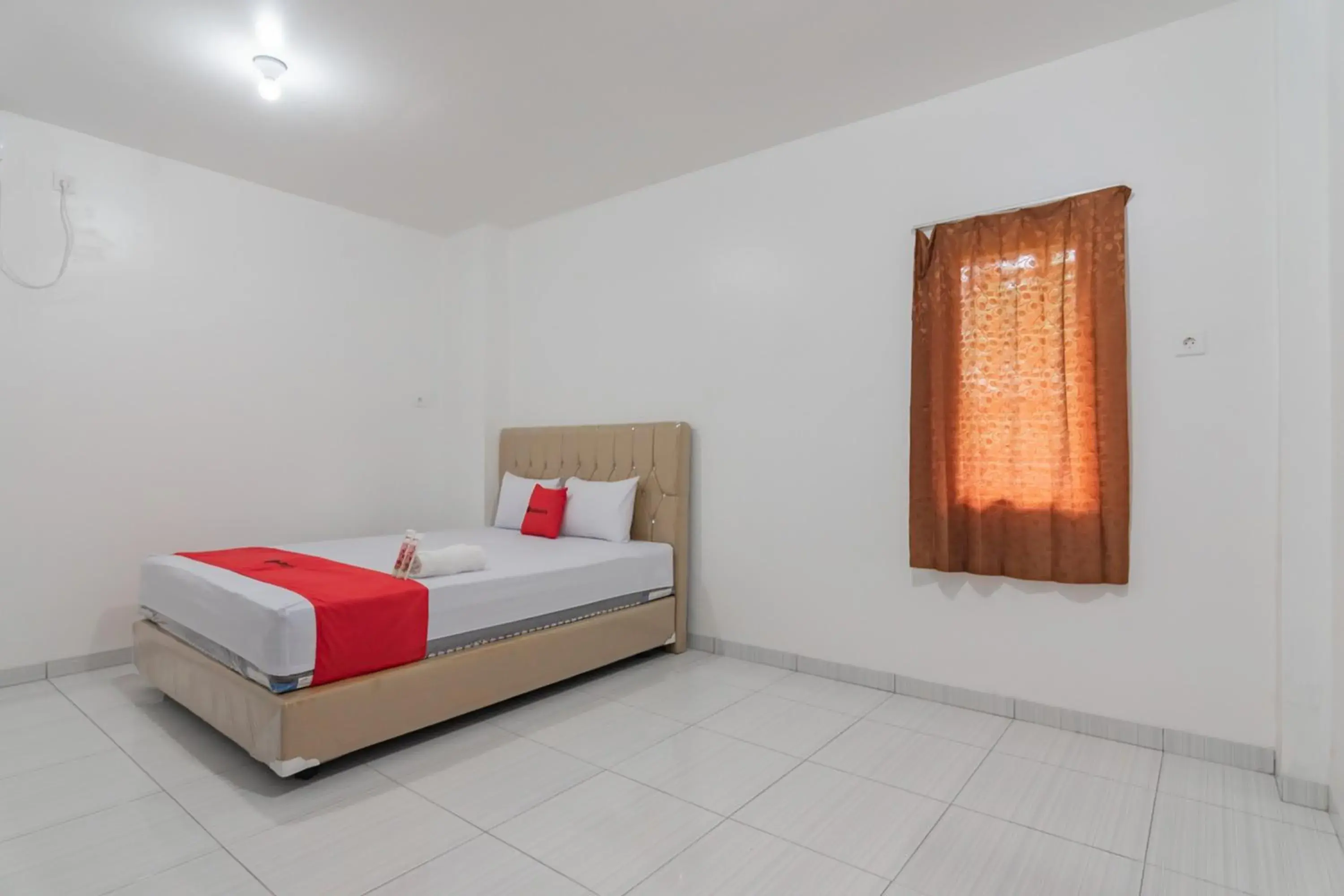 RedDoorz at Vall Guest House Balikpapan RedDoorz at Vall Guest House Balikpapan
