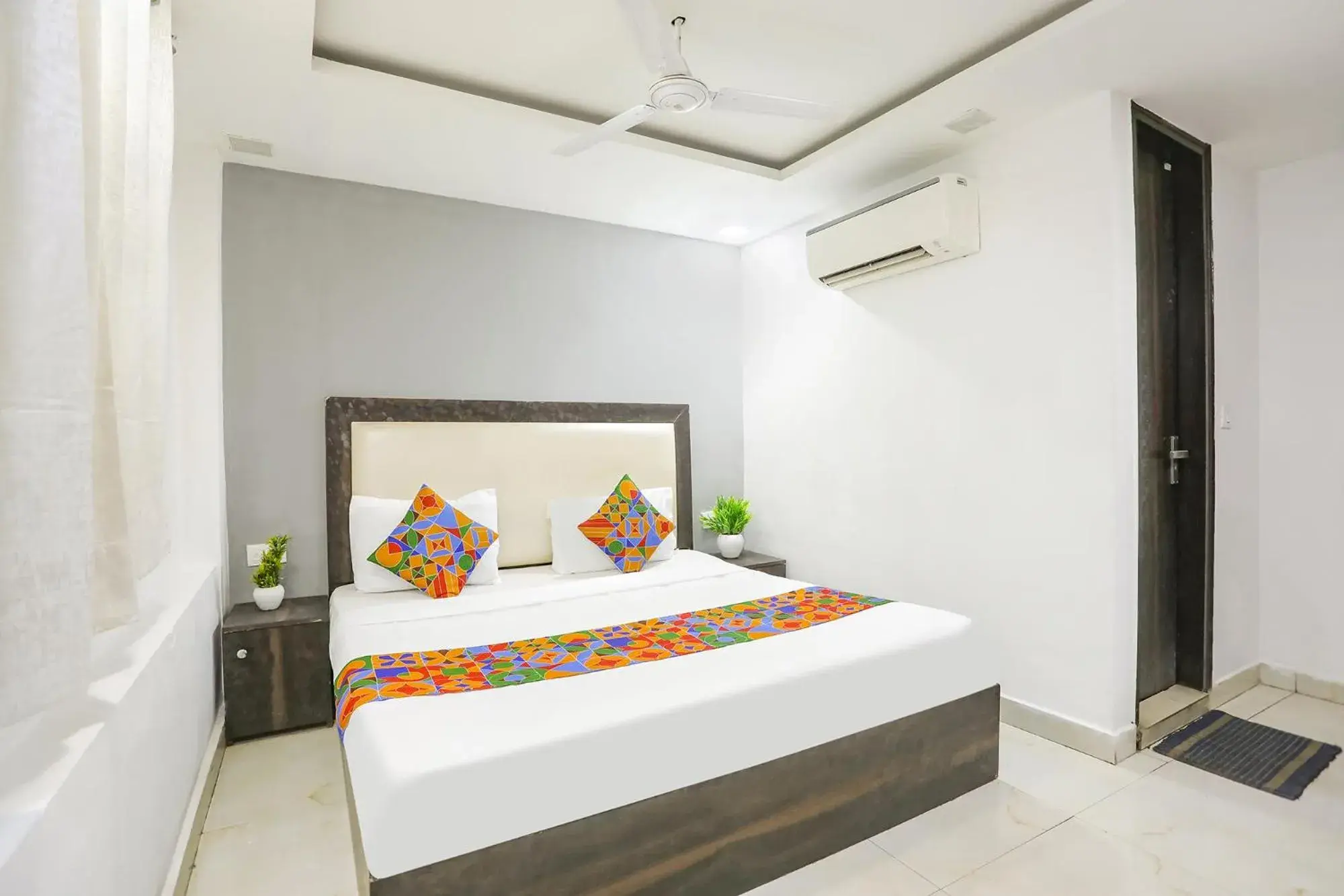 Comfy Stay Hotels 2nd Floor Comfy Stay Hotels 2nd Floor