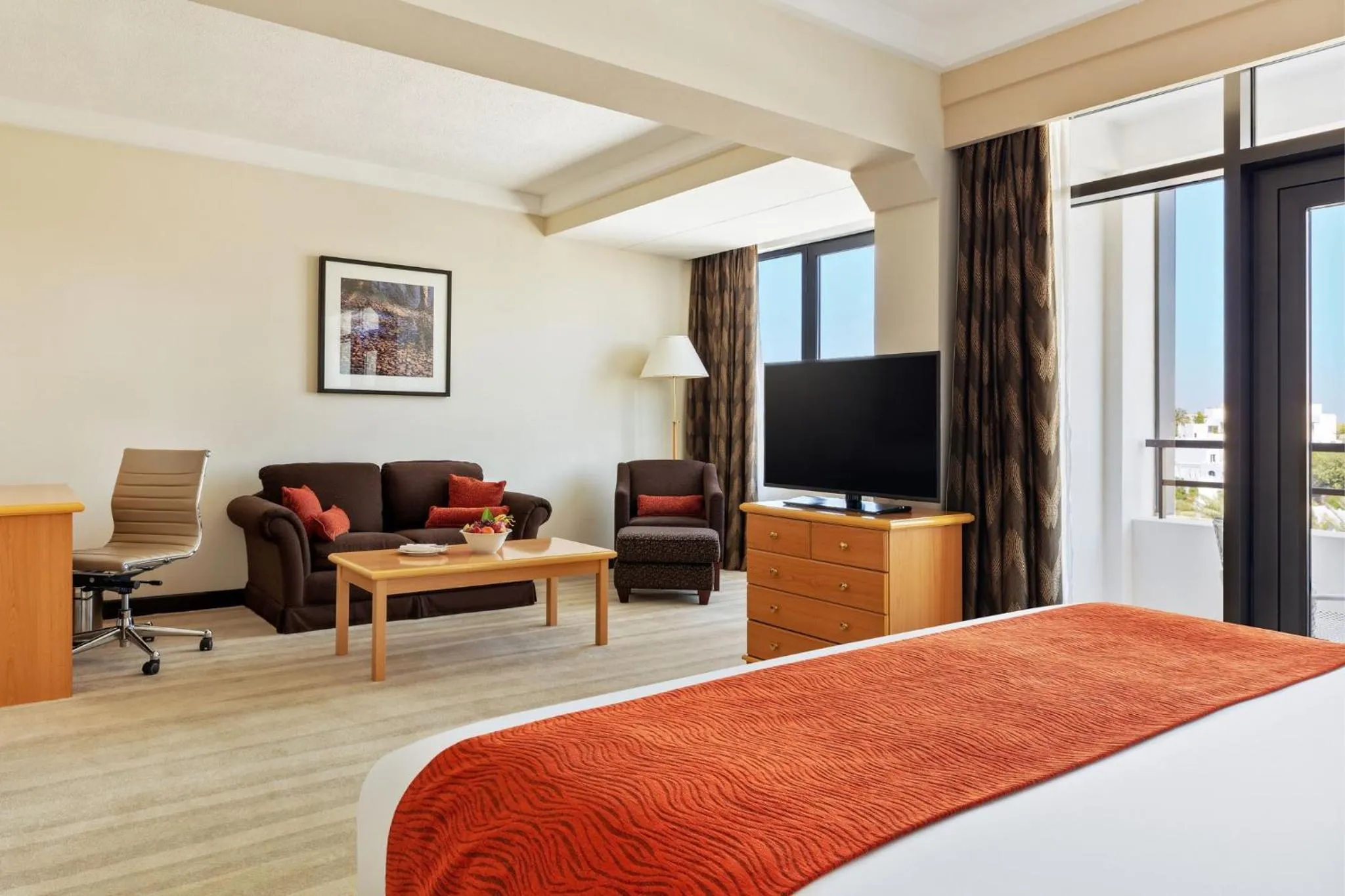 Photo of the whole room, Bed in Crowne Plaza Muscat by IHG