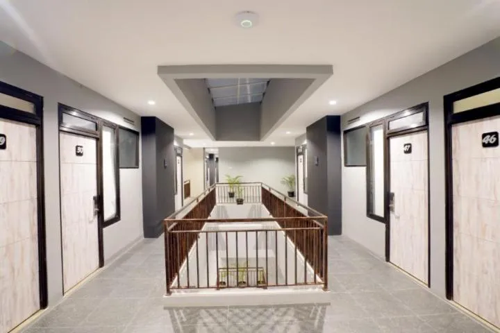 DPARAGON KEBON JERUK