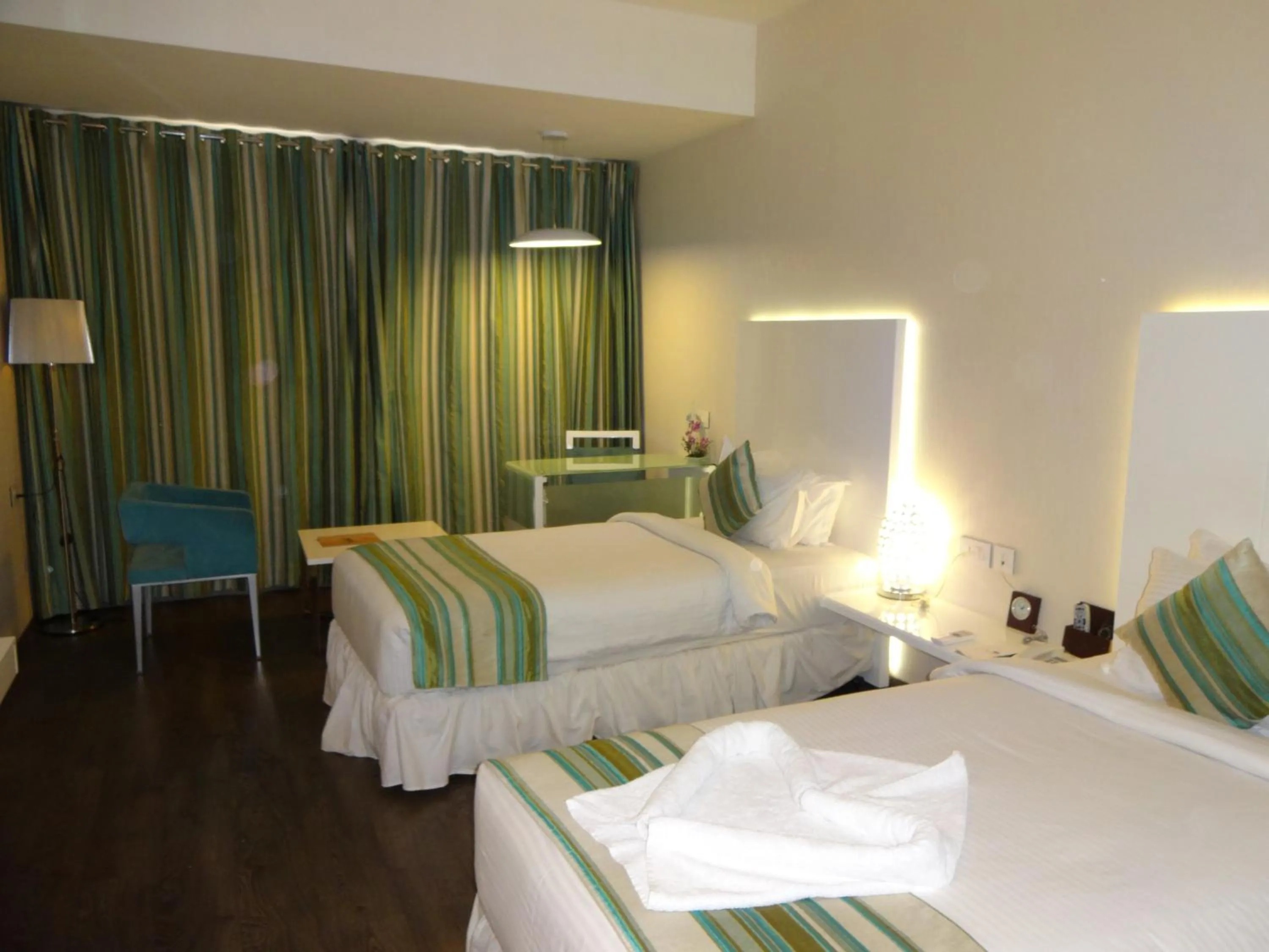 Coffee/tea facilities, Bed in The Arcadia