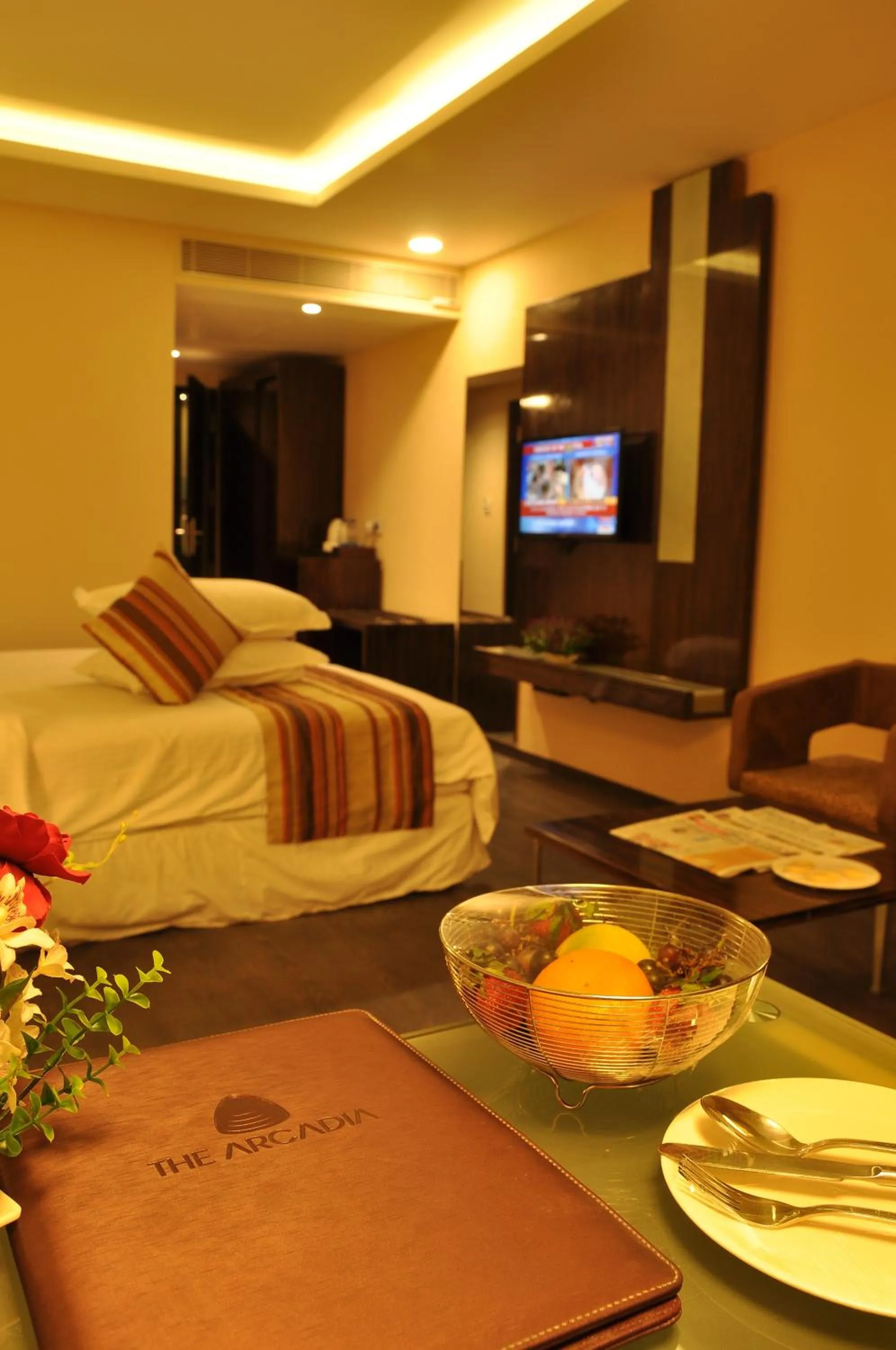 Photo of the whole room, Bed in The Arcadia