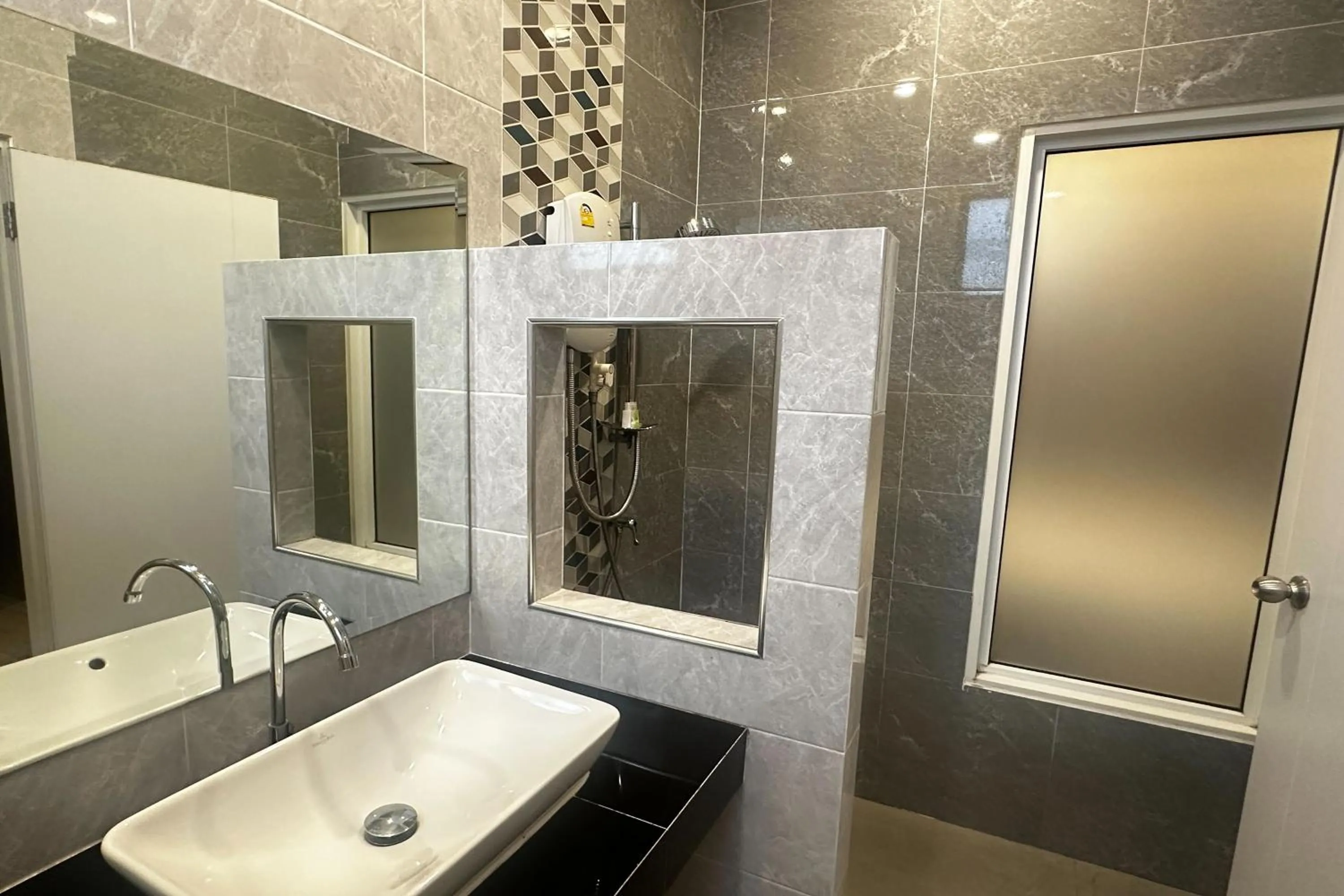 Shower in 2M Place Apartment