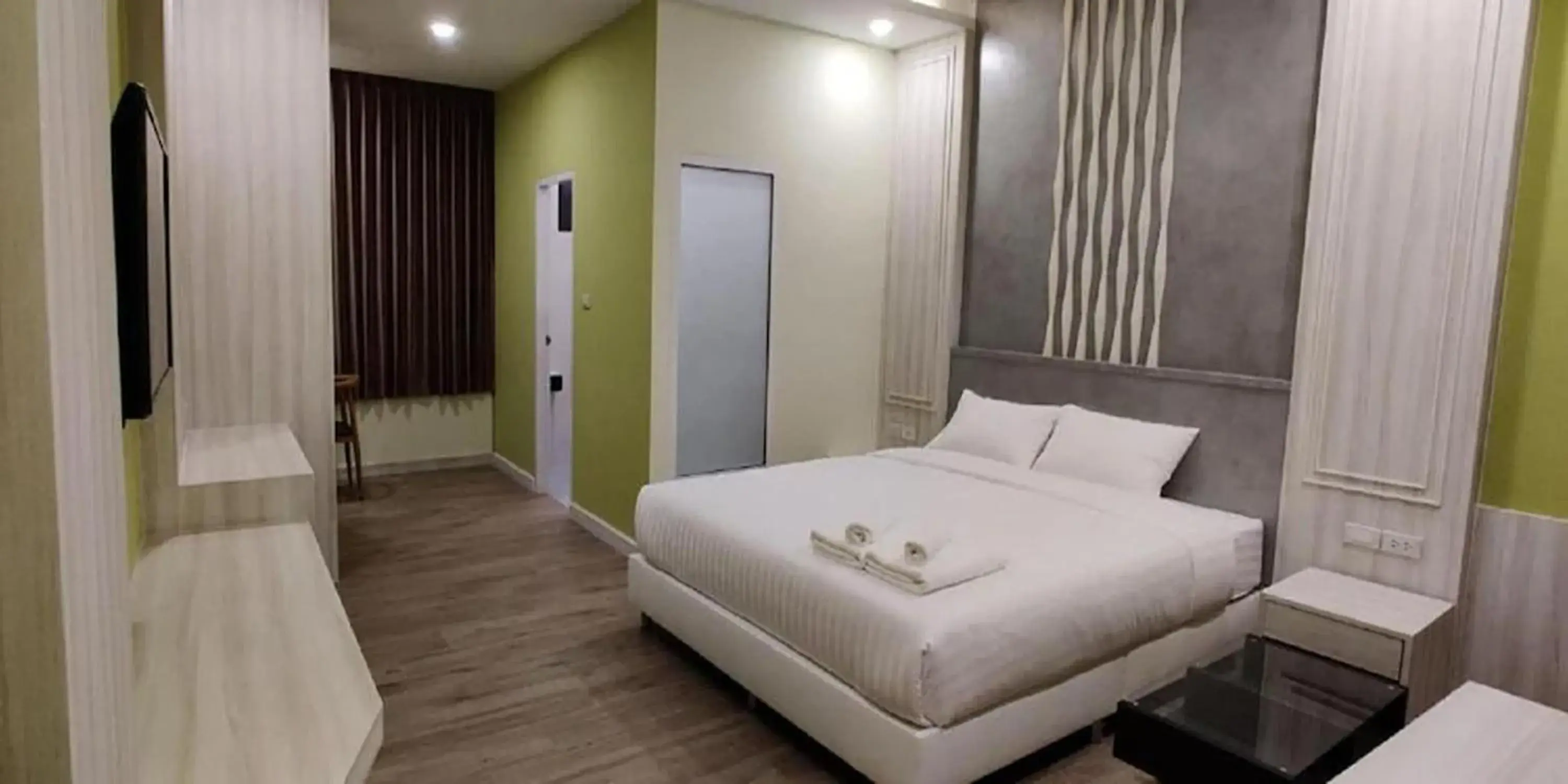 Bed in 2M Place Apartment Bed in 2M Place Apartment