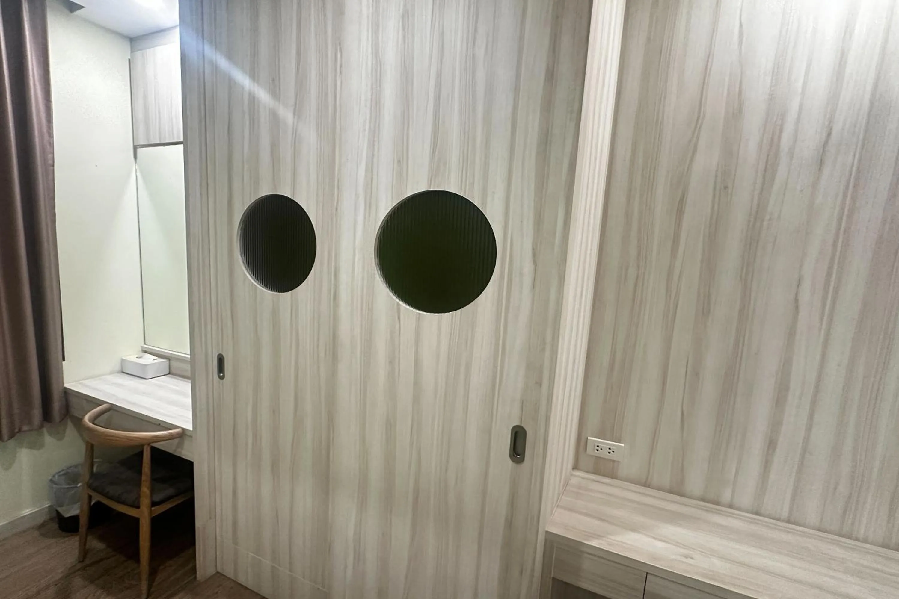 wardrobe in 2M Place Apartment