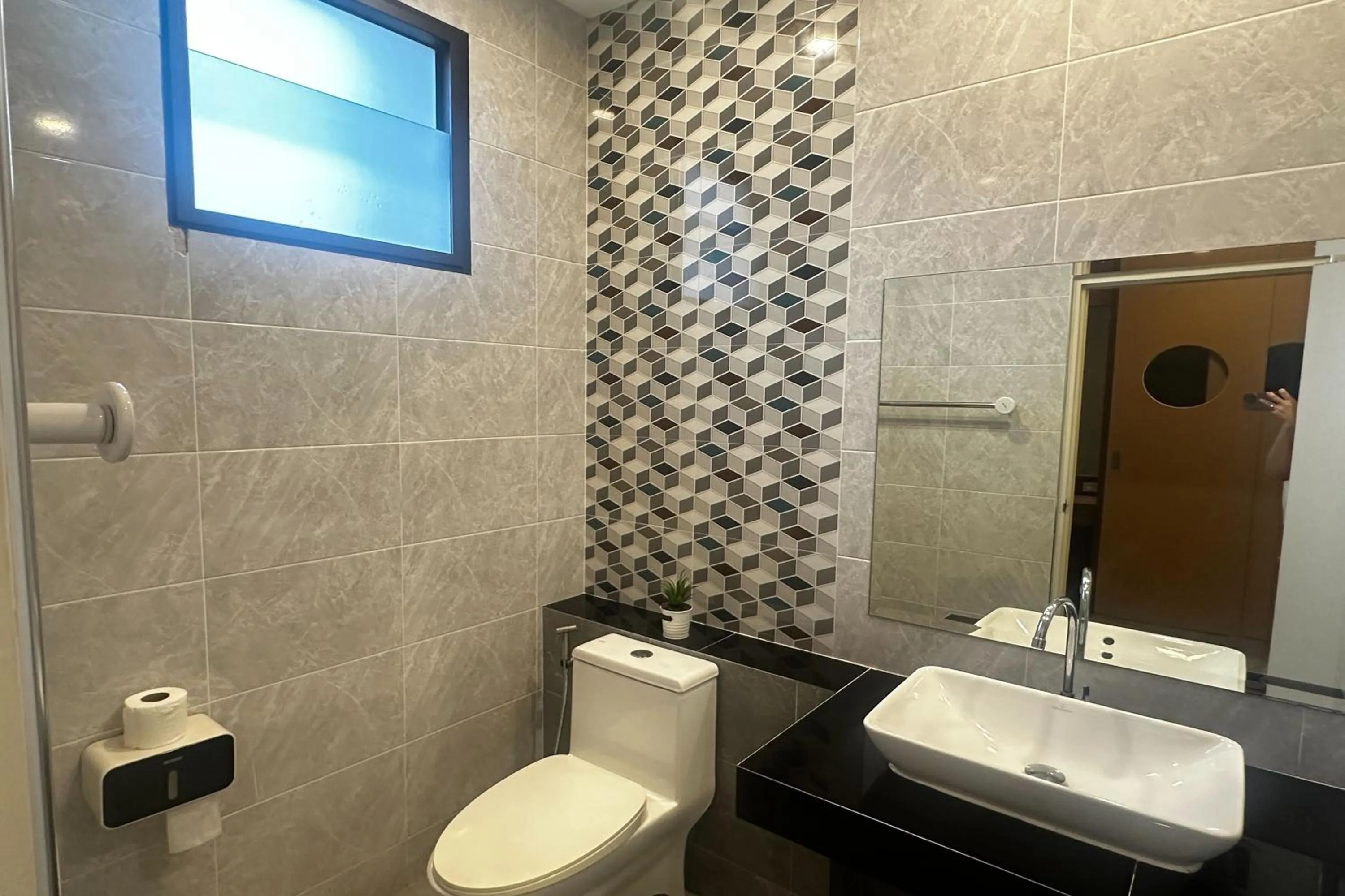 Shower in 2M Place Apartment