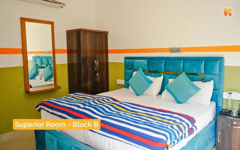 Superior Double Room in Madpackers Rishikesh Lakshman Jhula Superior Double Room in Madpackers Rishikesh Lakshman Jhula