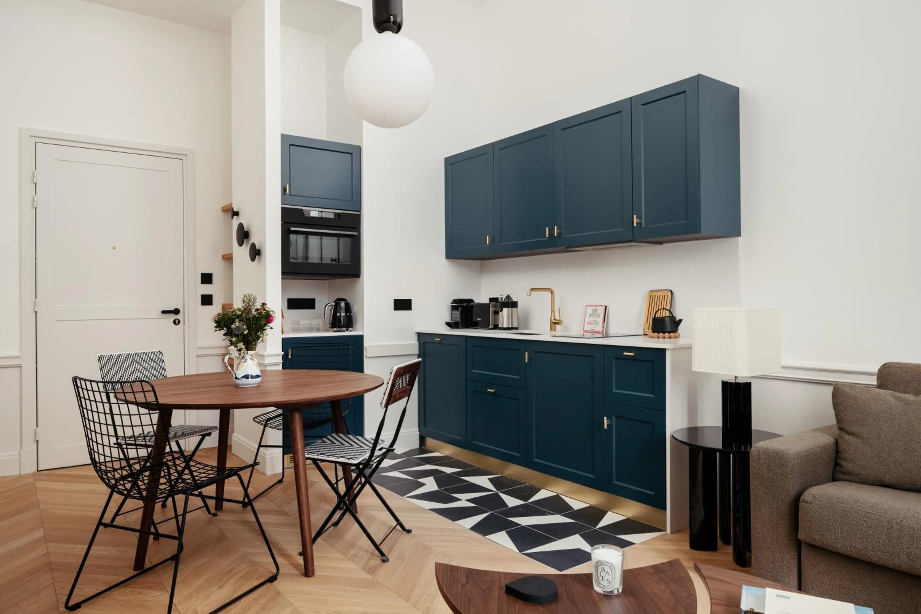 Kitchen or kitchenette in My Maison In Paris Invalides
