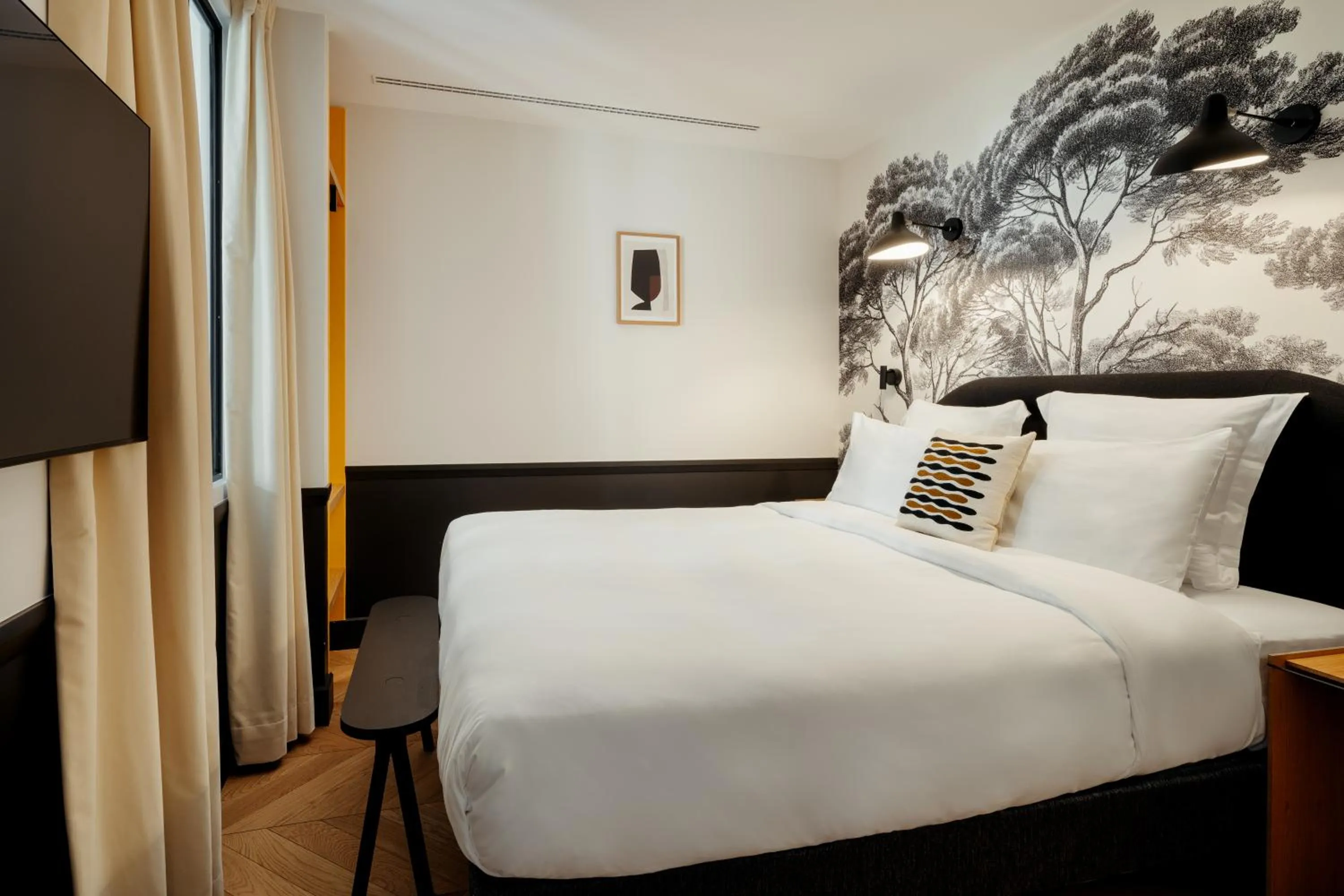 Bedroom, Bed in My Maison In Paris Invalides