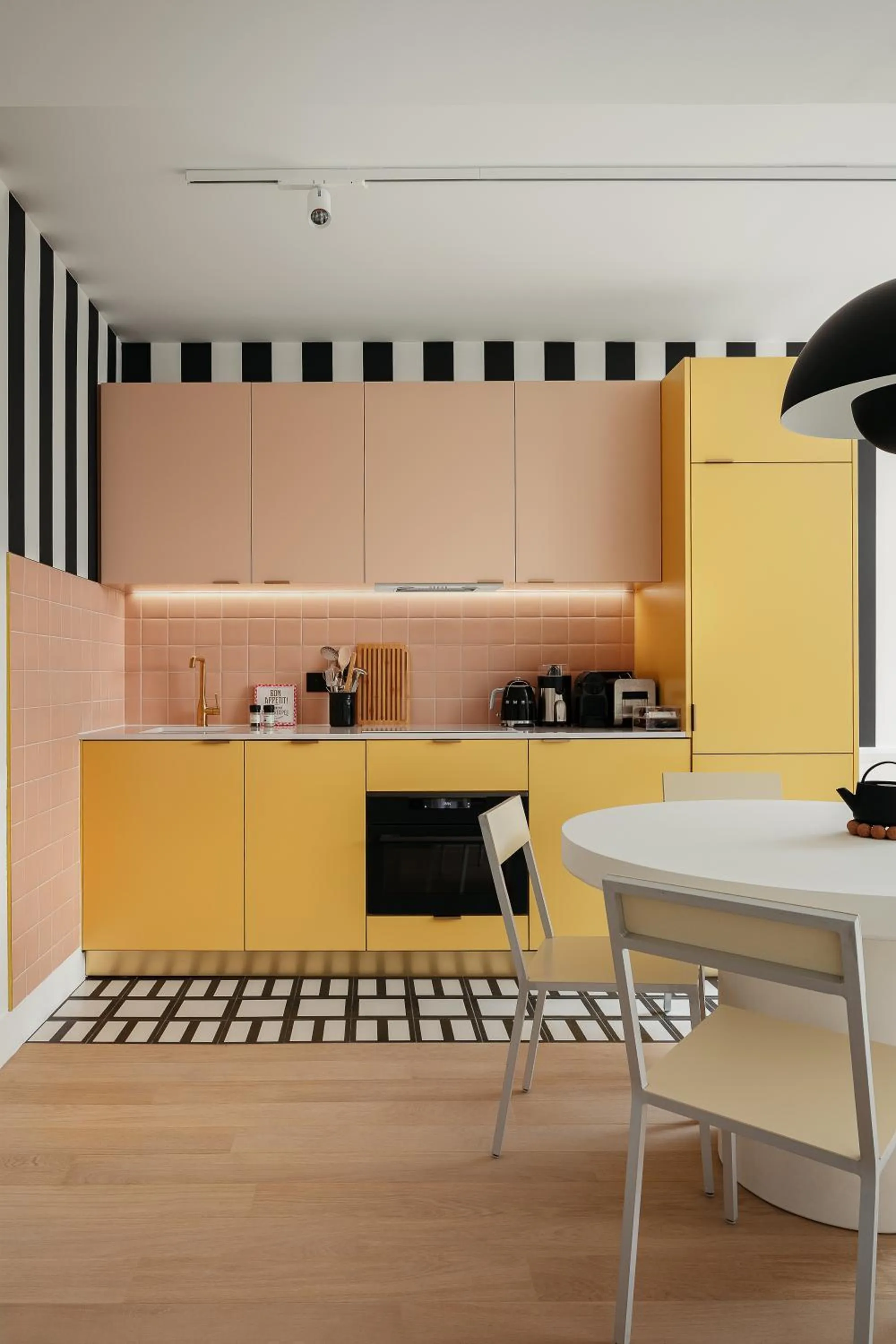 Kitchen or kitchenette in My Maison In Paris Invalides