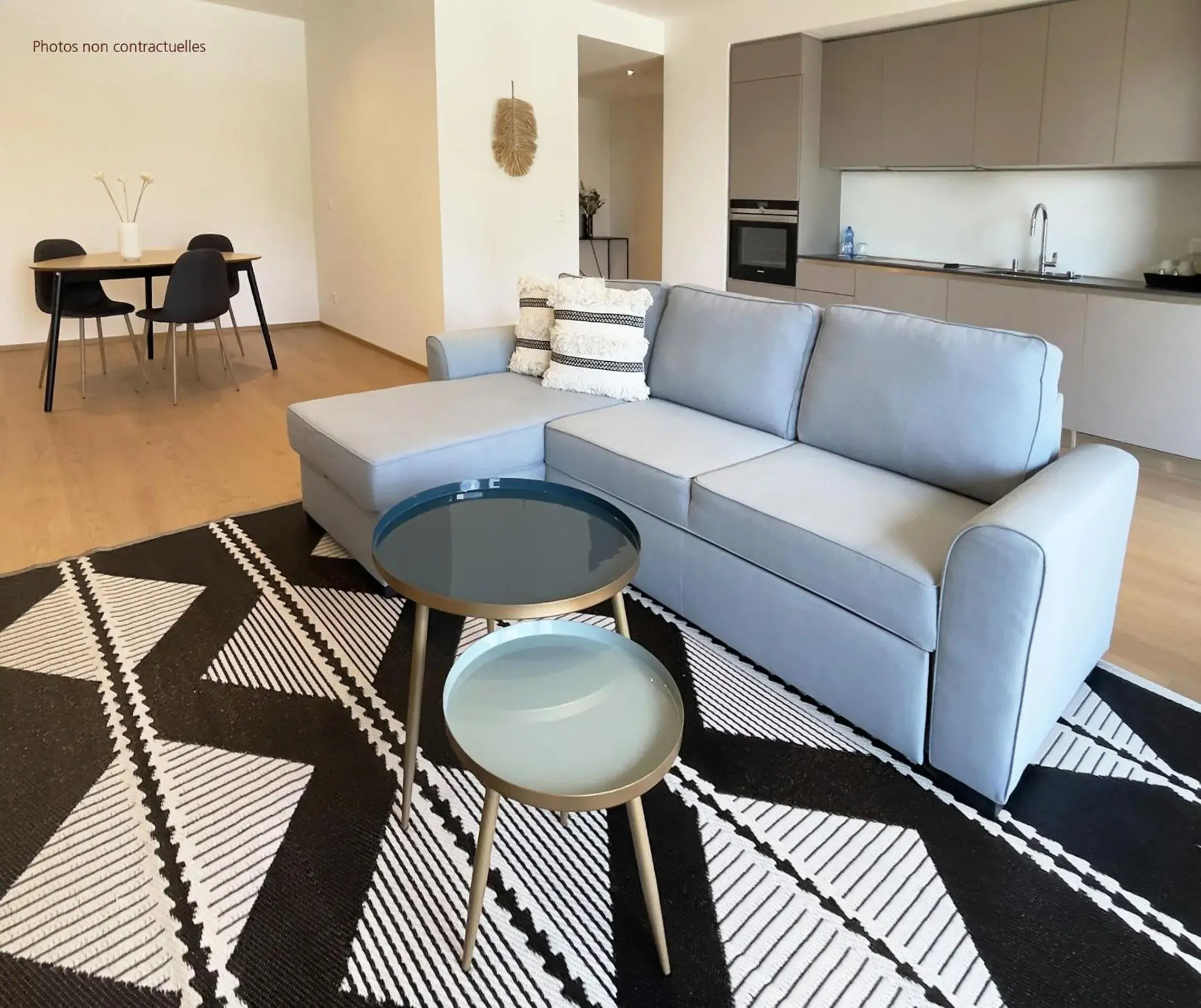 Two-Bedroom Apartment with Lake View in Hôtel Restaurant Port-Conty Two-Bedroom Apartment with Lake View in Hôtel Restaurant Port-Conty