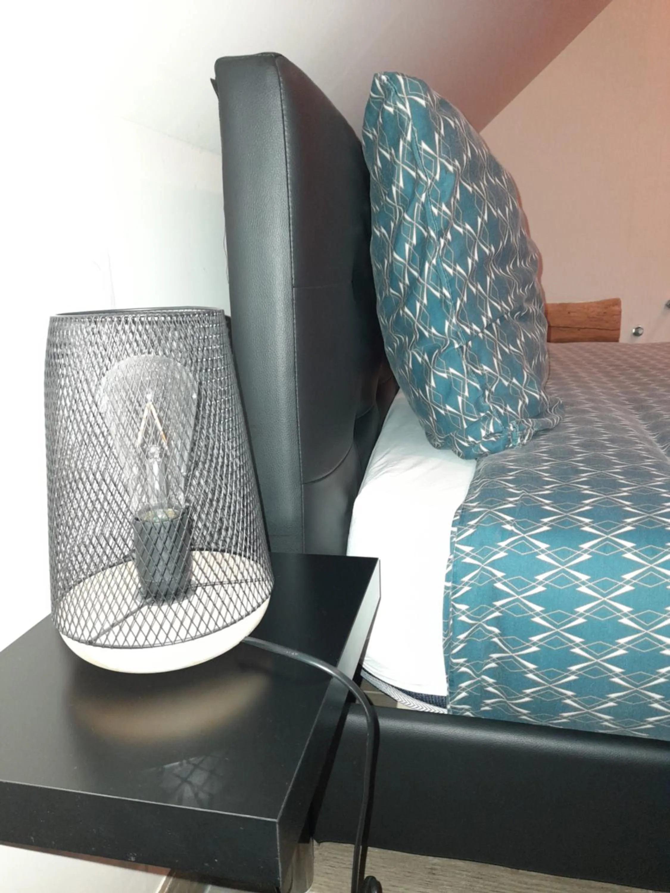 Bed in Chambre d'hôtes SOPHORA - Les Clés des Lys