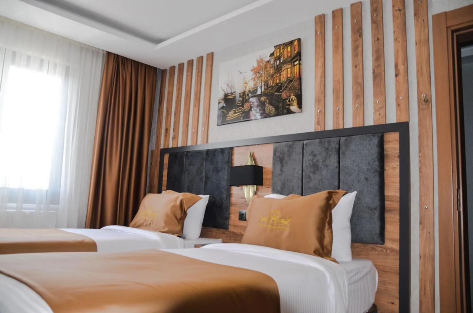 Bed in RUA WORLD HOTEL