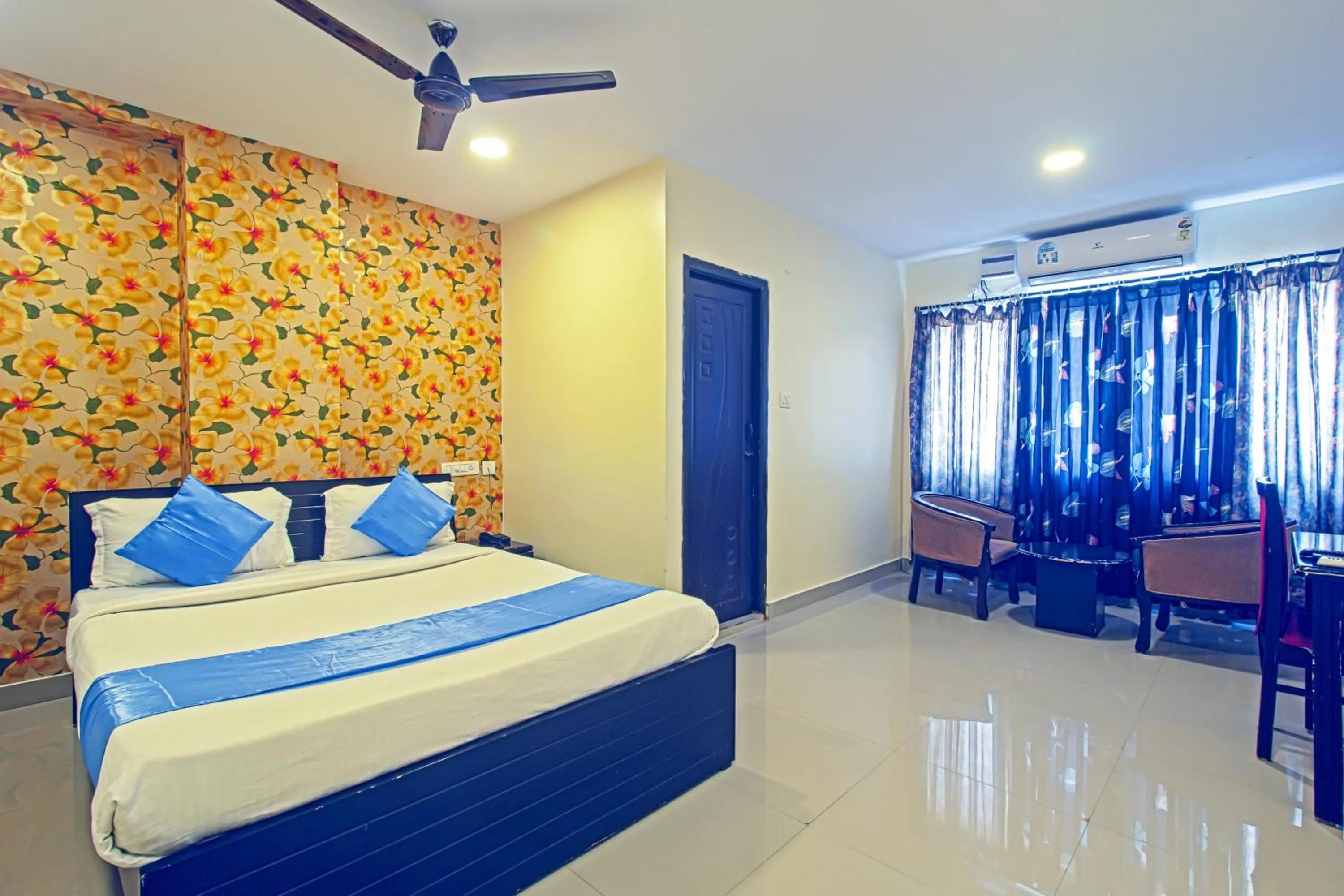 Bedroom, Bed in Hotel NS Royal Emirates With 3Hr Early check in