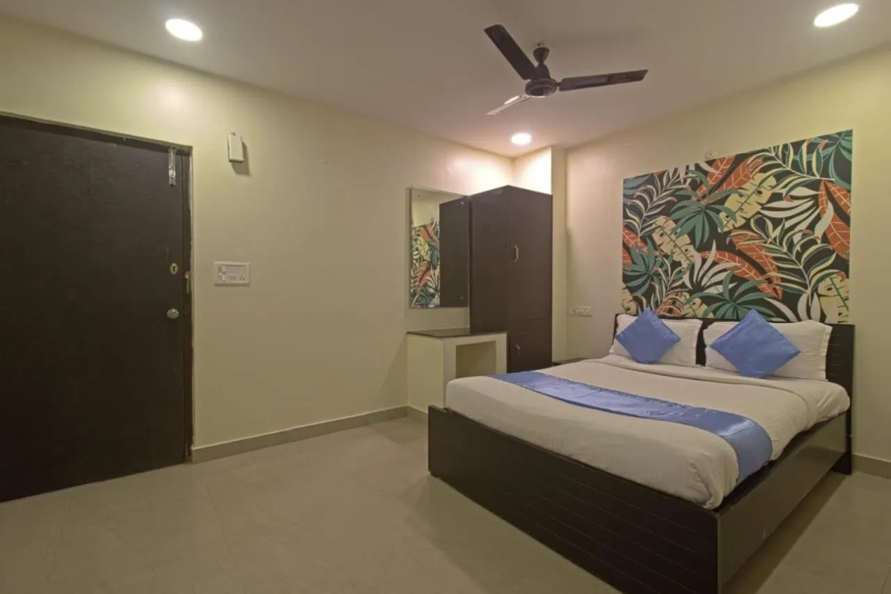 Bed in Hotel NS Royal Emirates With 3Hr Early check in