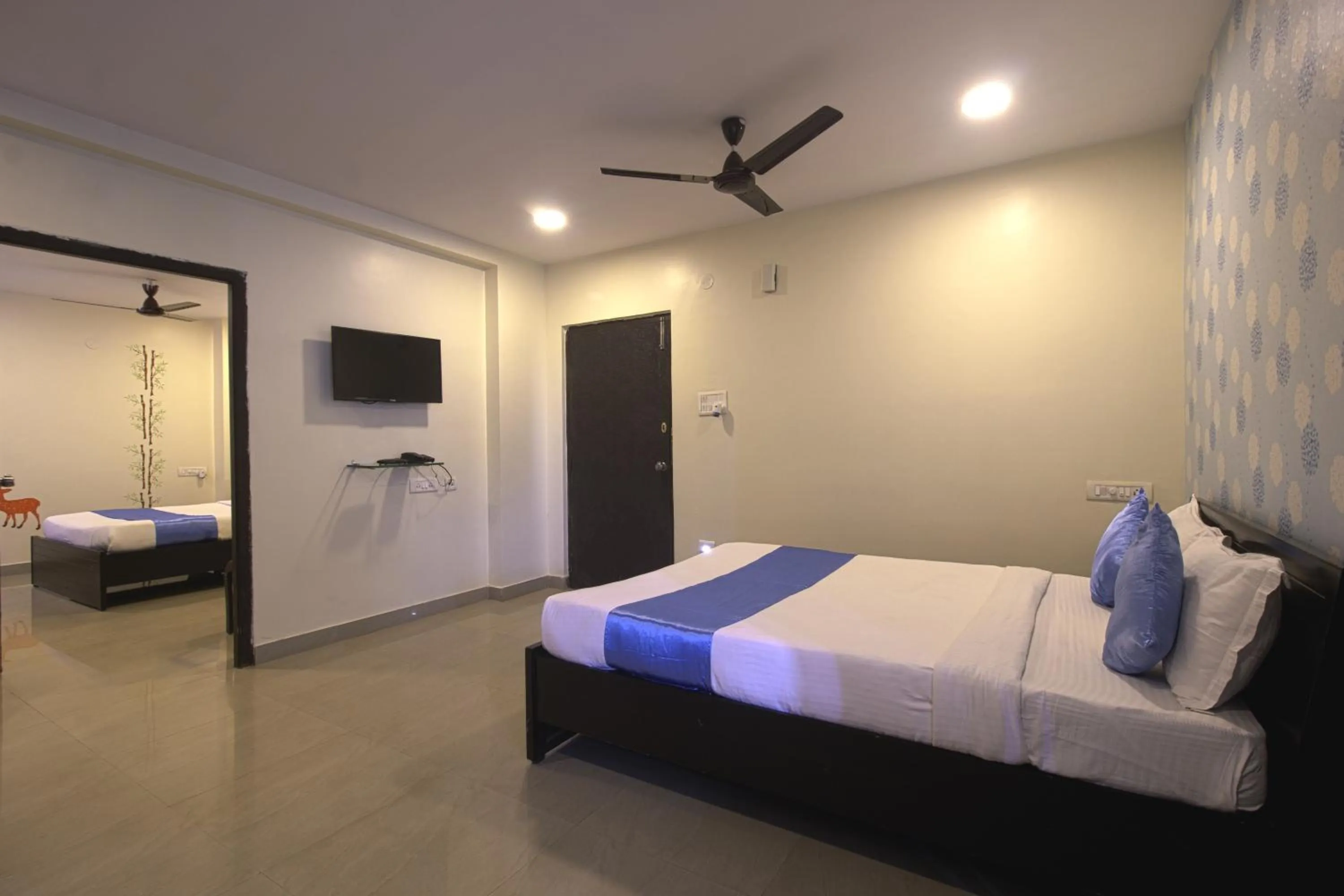 Bedroom, Bed in Hotel NS Royal Emirates With 3Hr Early check in