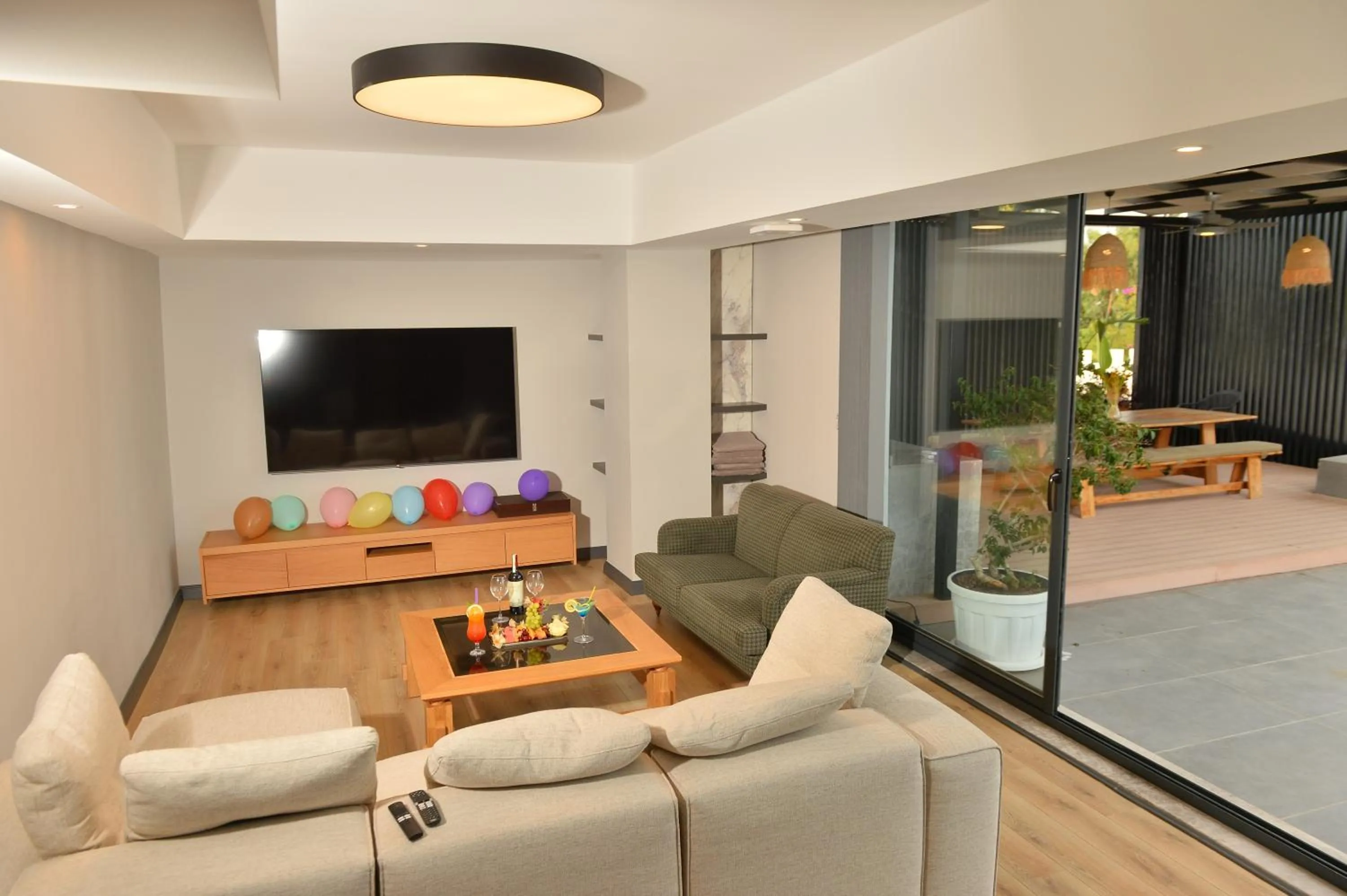 Communal lounge/ TV room in Miarosa Kemer Beach