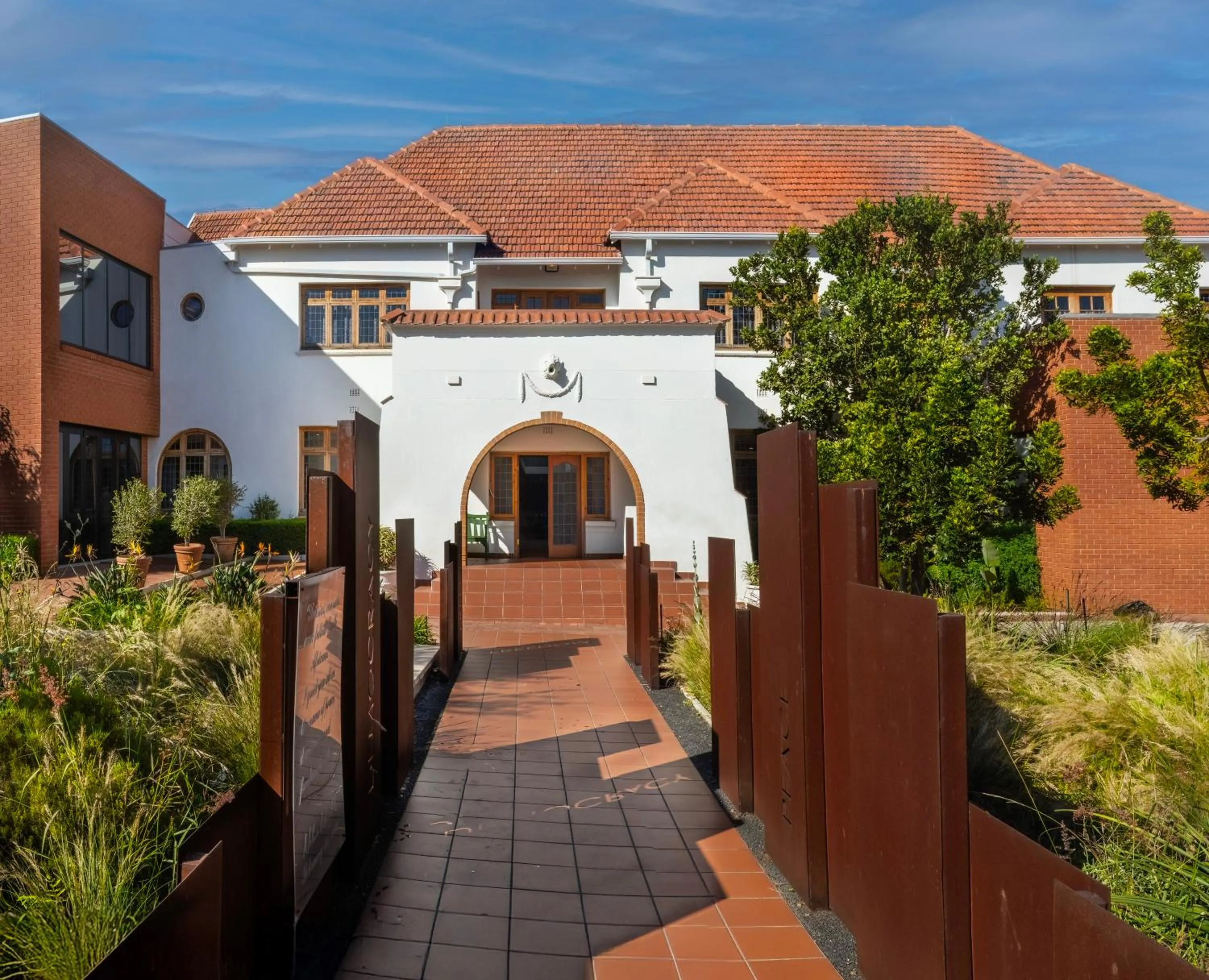 Property building in Sanctuary Mandela