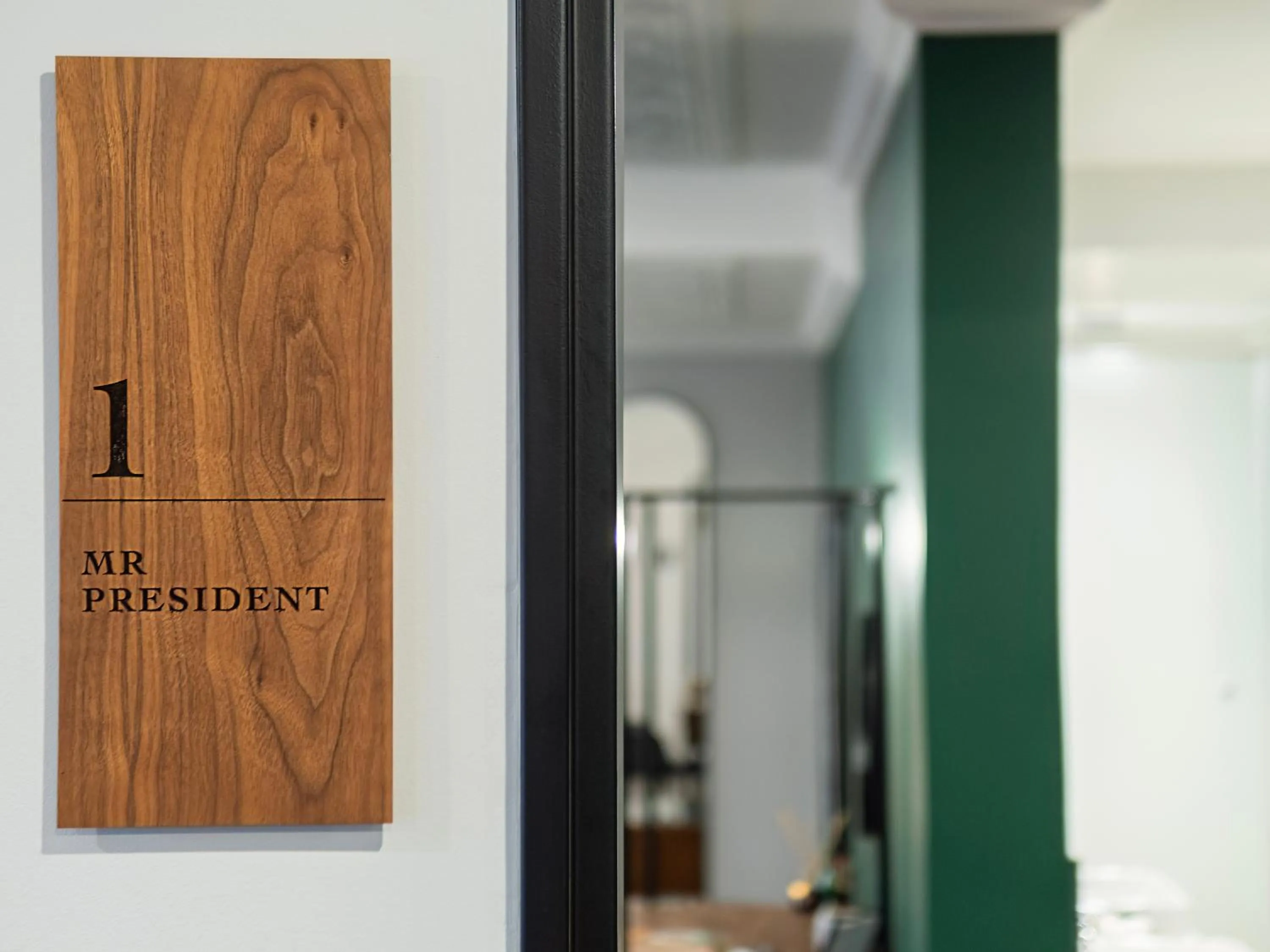 VIP in Sanctuary Mandela