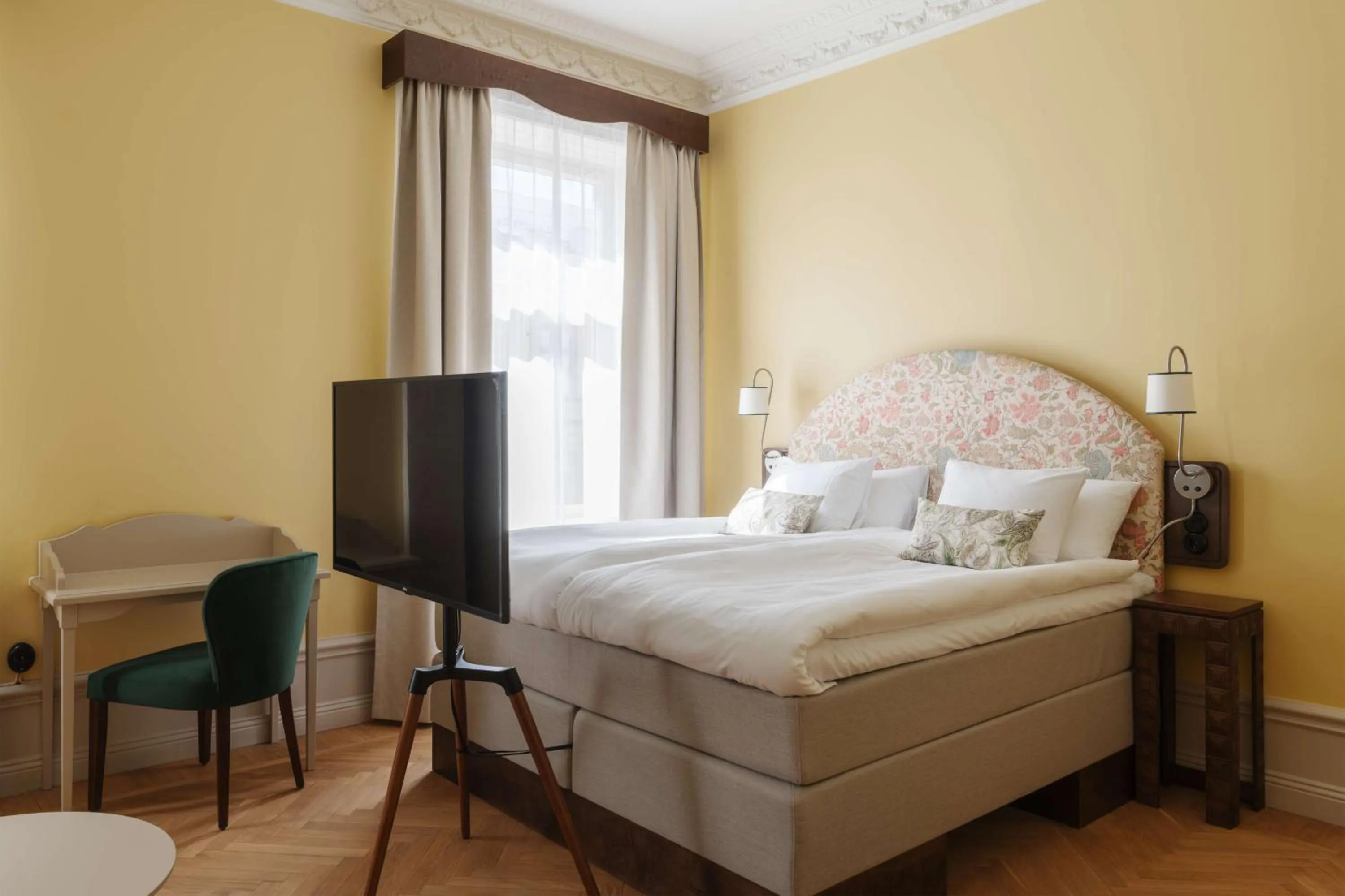 Photo of the whole room, Bed in Hotel Ruth, WorldHotels Crafted