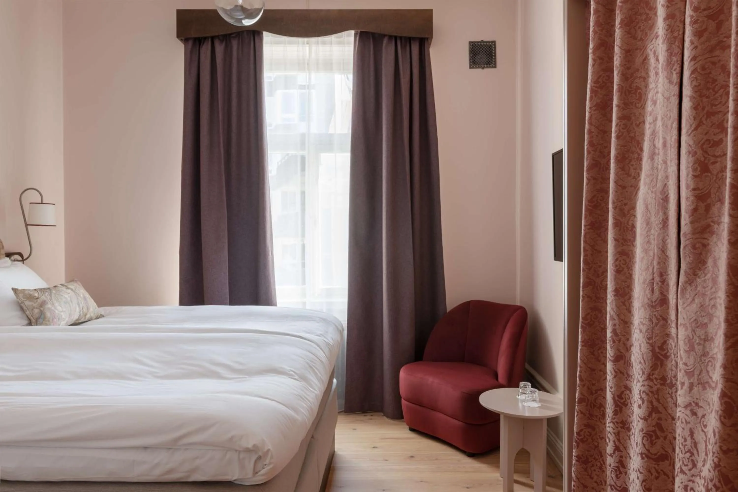 Photo of the whole room, Bed in Hotel Ruth, WorldHotels Crafted