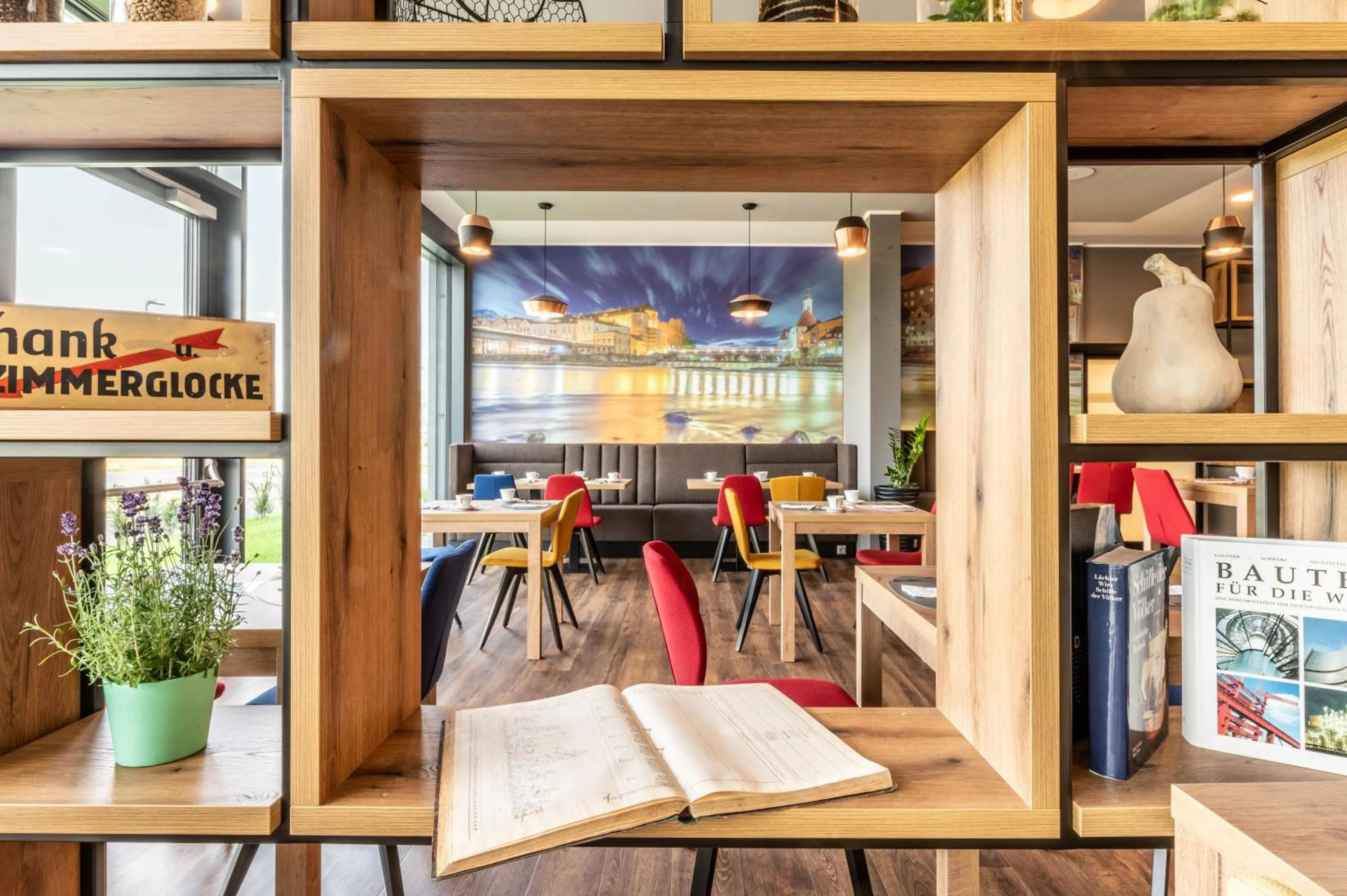 Restaurant/places to eat in Aiden by Best Western Stadtgut Hotel Steyr - FREE PARKING