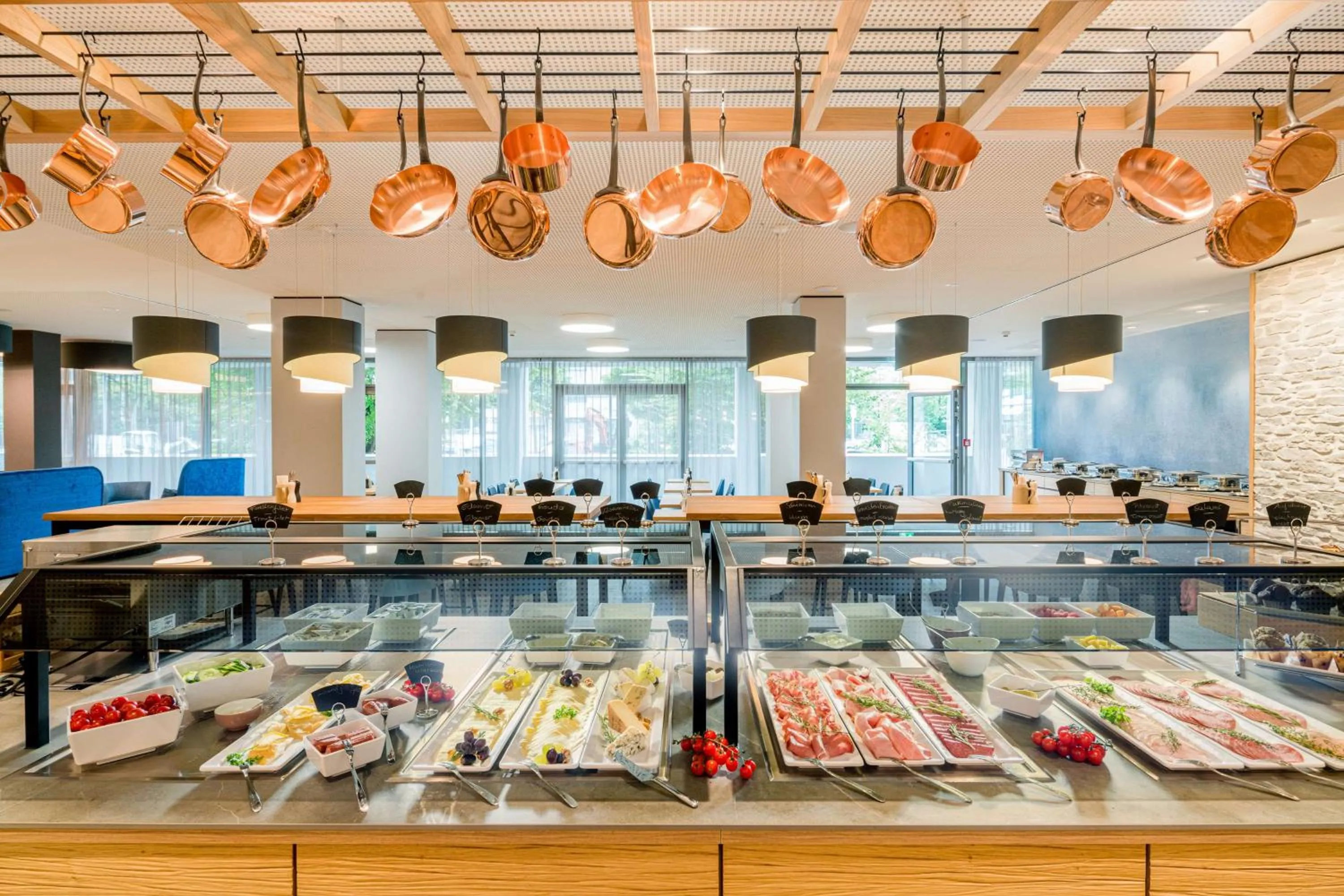 Food and drinks in Best Western Hotel Arabellapark Muenchen