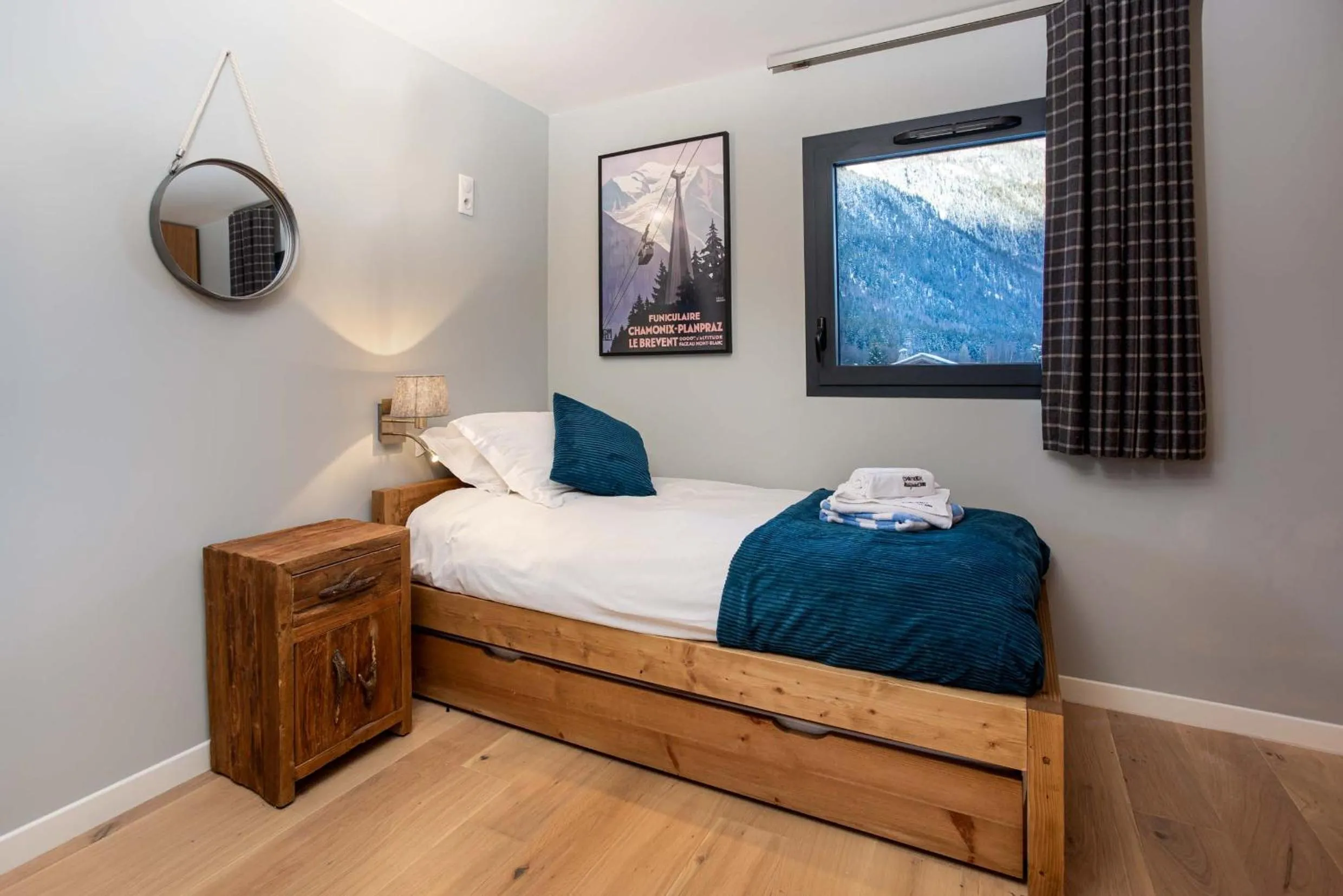 Bedroom, Bed in La Cordee 124 Apartment - Chamonix All Year