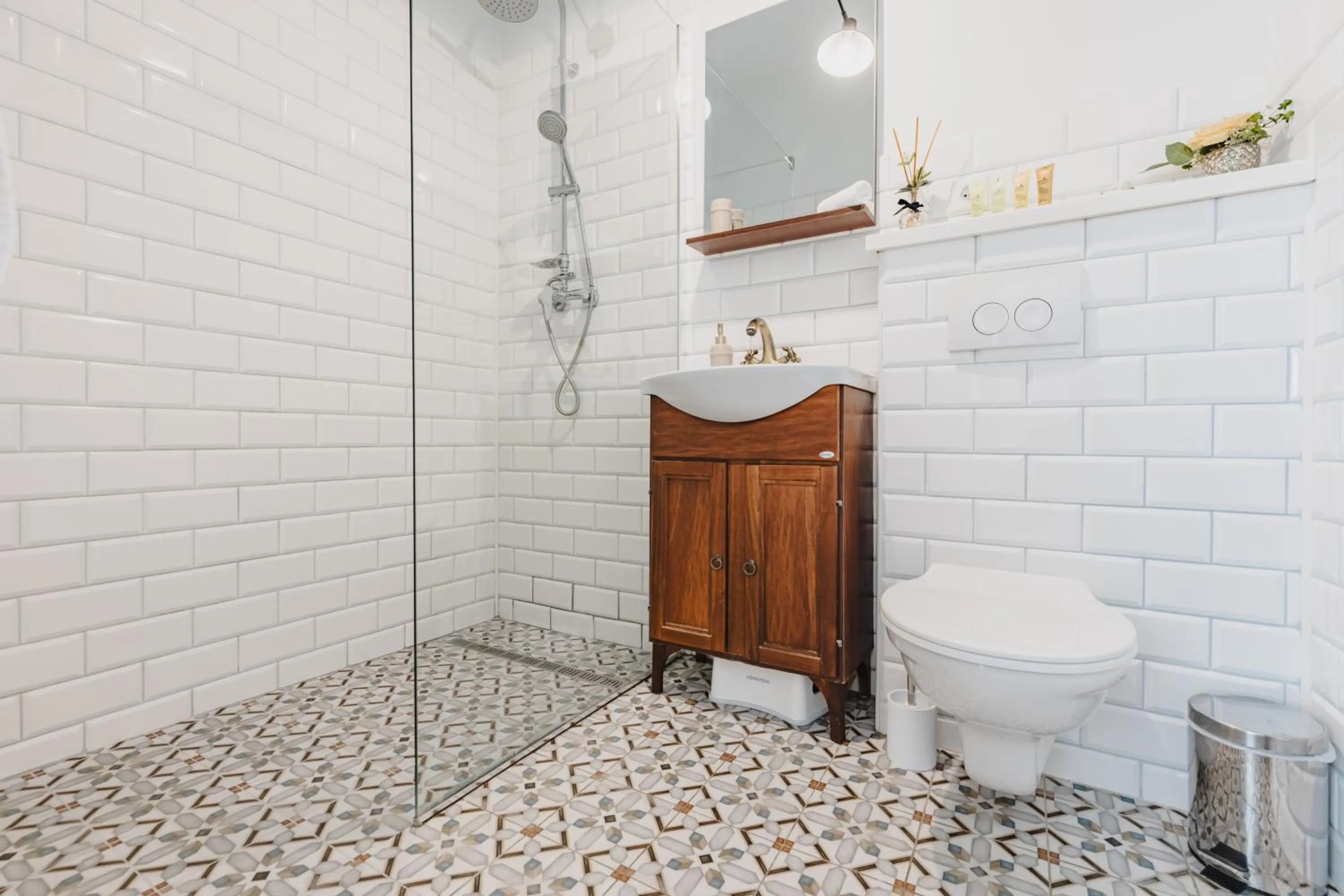 Shower in ALBERT RESIDENCE Brasov with complimentary parking and 10 percent Food and Drinks