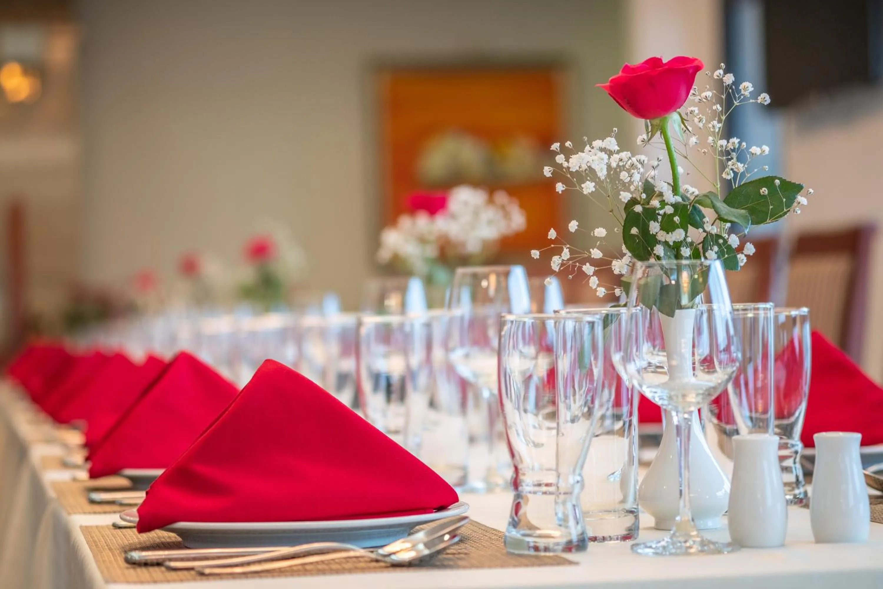 Restaurant/places to eat in Hanoi Larosa Hotel